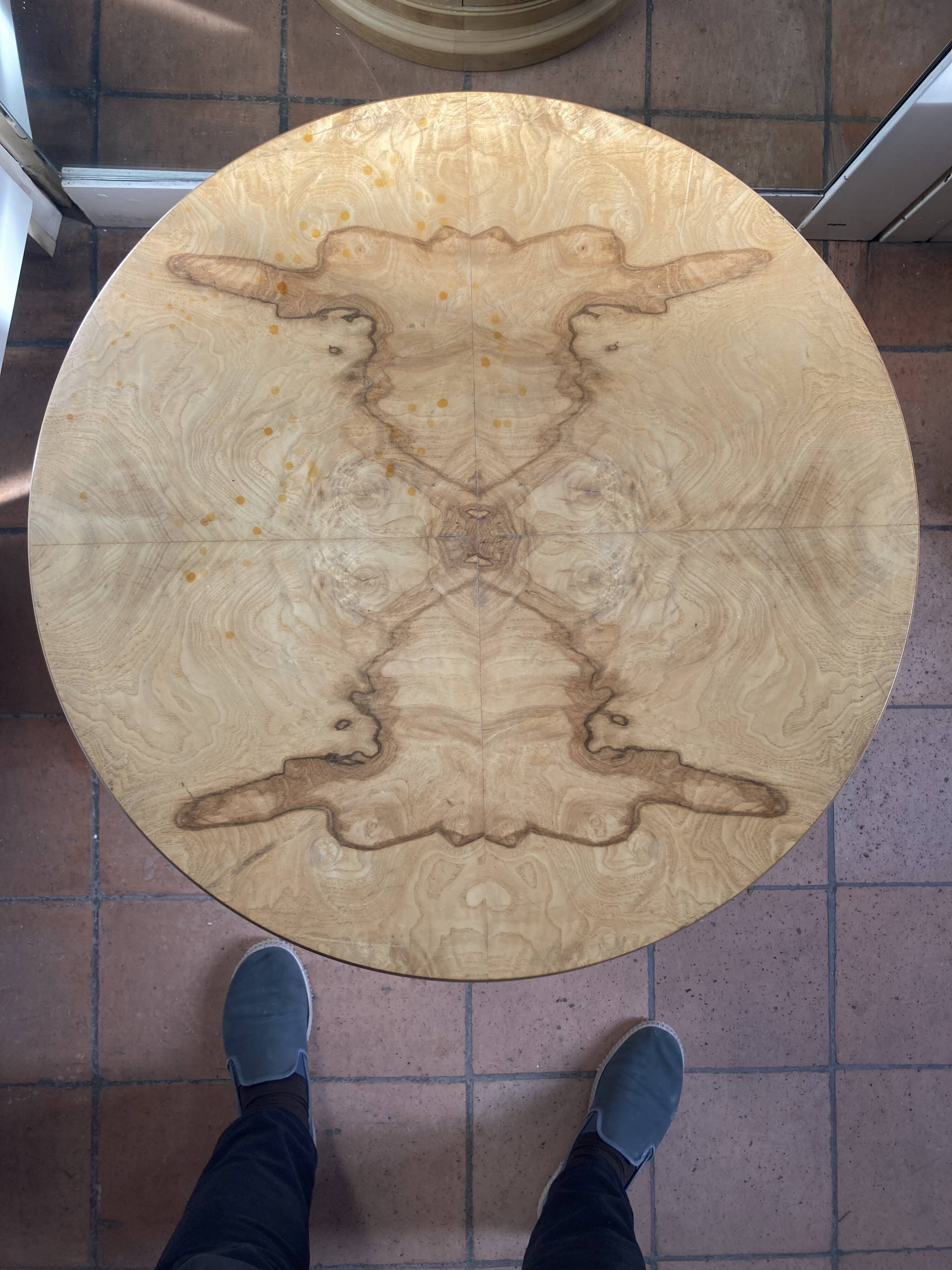 Henredon round furniture