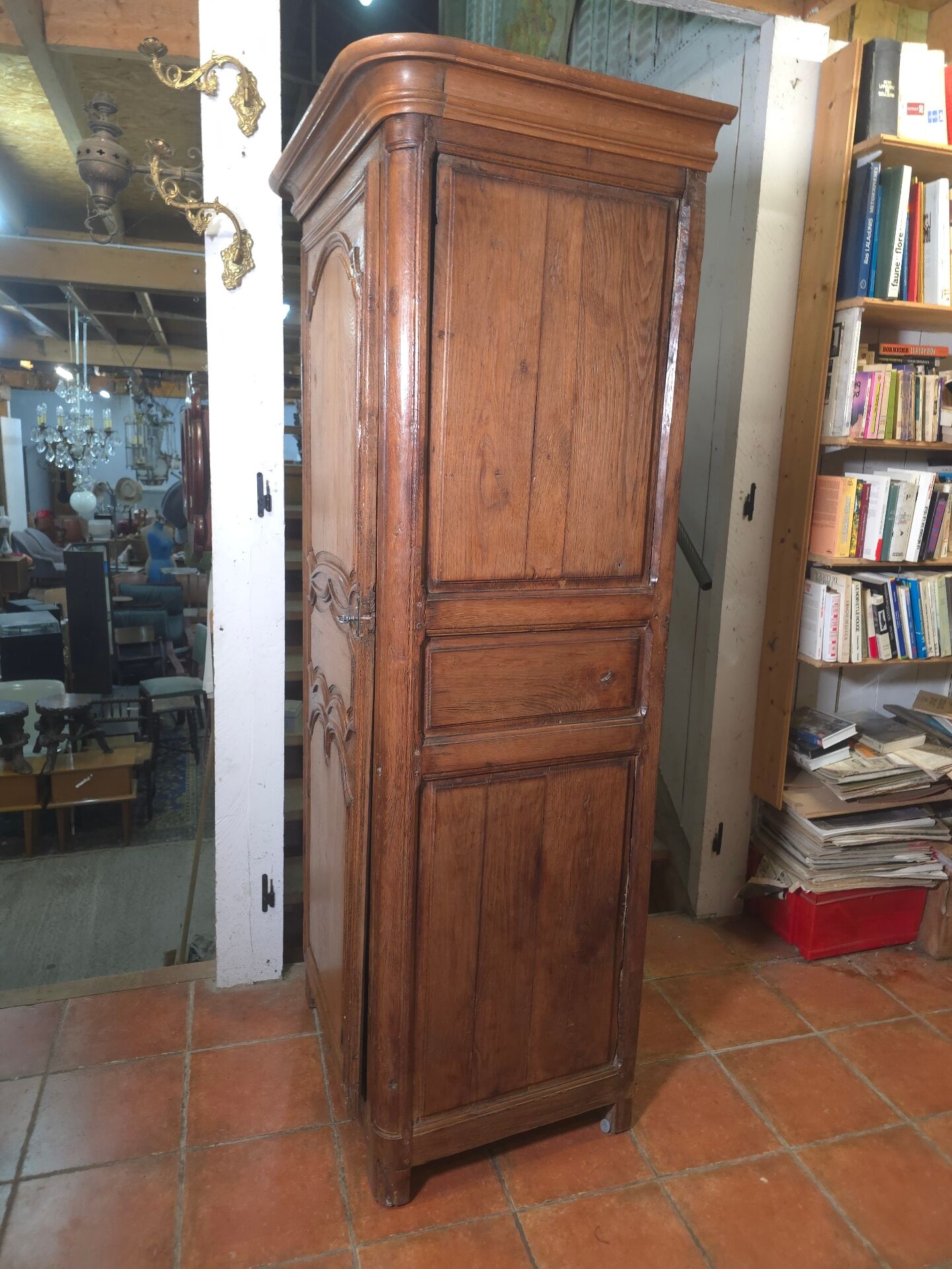 Wardrobe, oak bonnetière with moulding