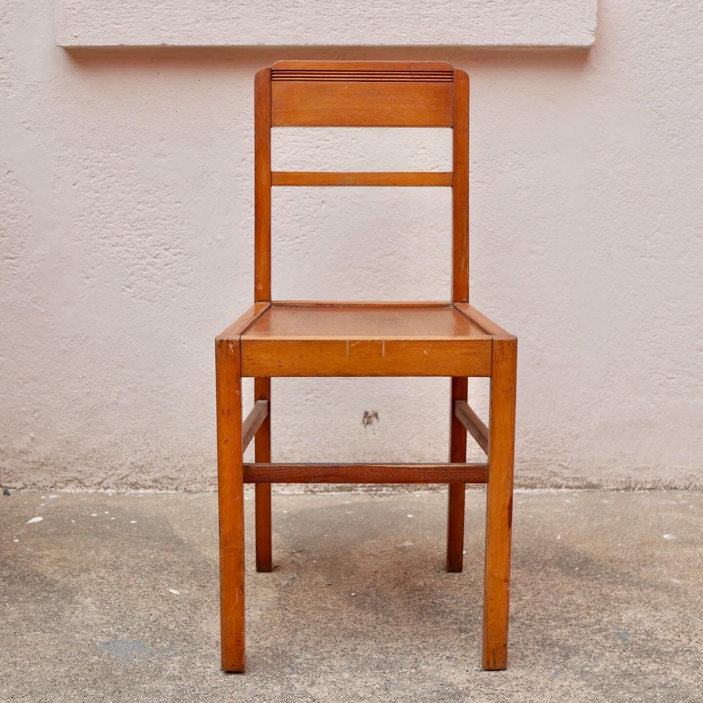 Série de 4 chaises bistrot en bois