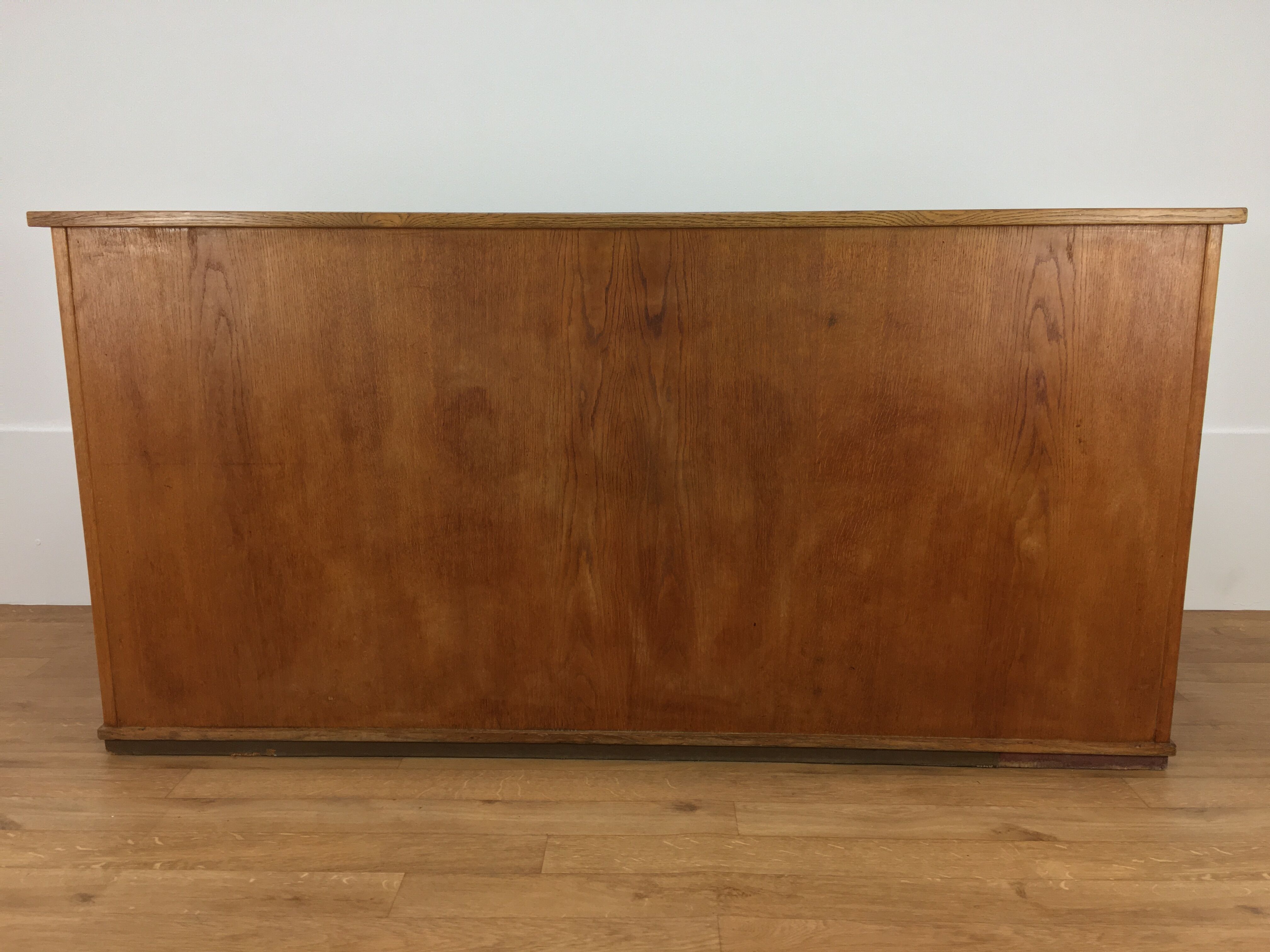 Craft furniture, drawer counter, oak