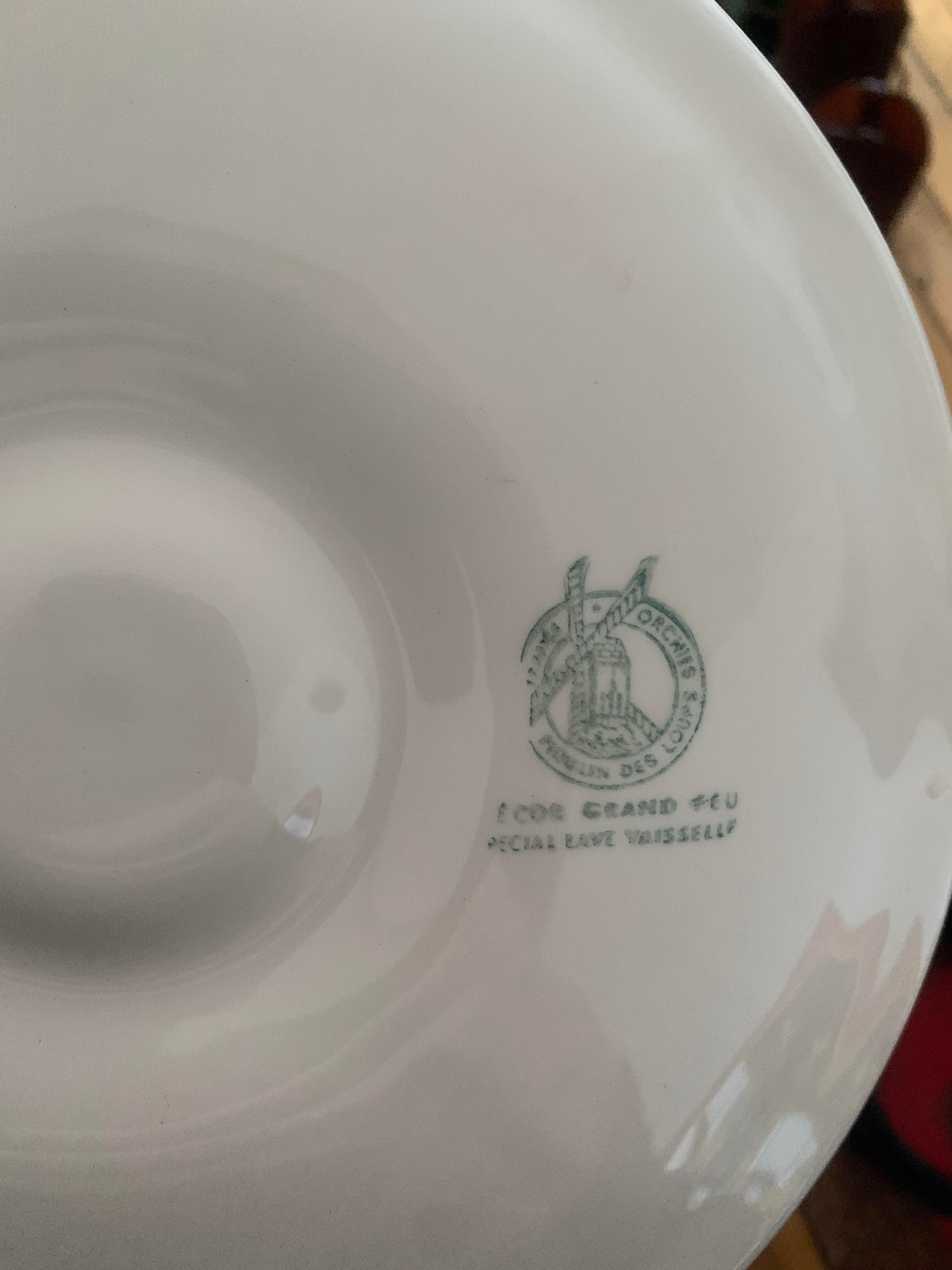 Set of 4 vintage oyster plates