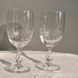 2 antique Baccarat crystal wine glasses, scale pattern, 20s/30s