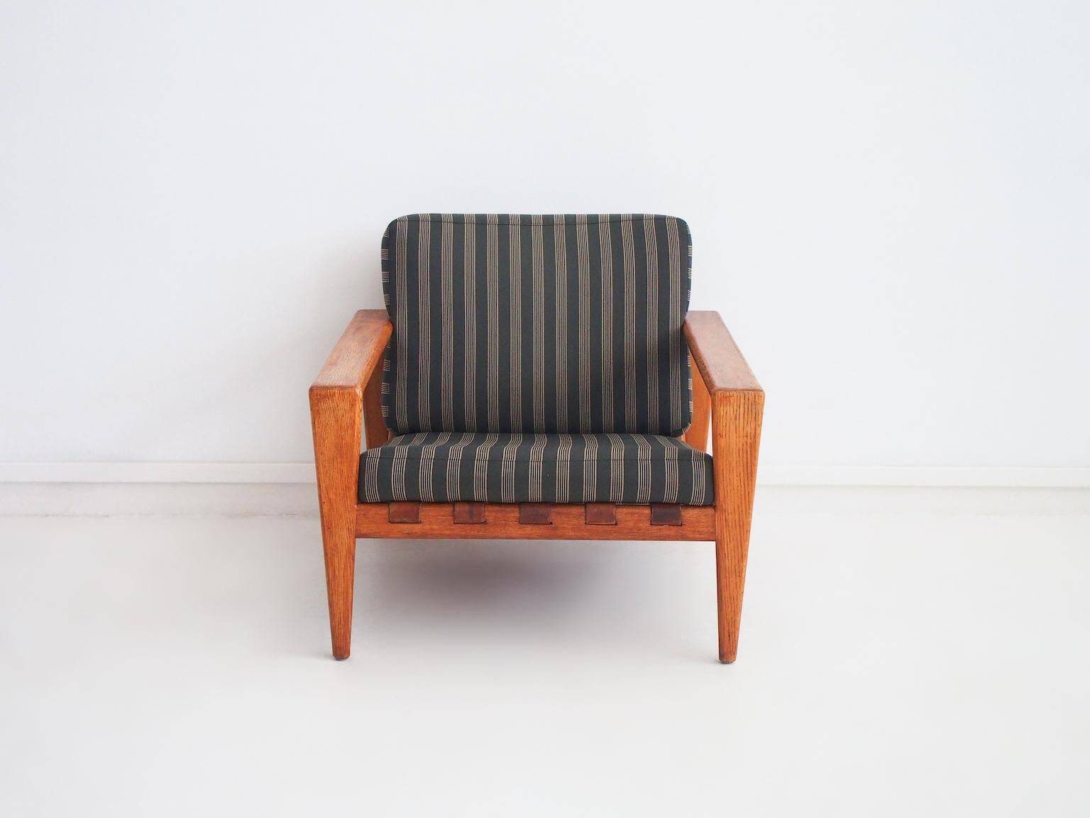 Fauteuil moderne suédois en chêne Bodö par Svante Skogh