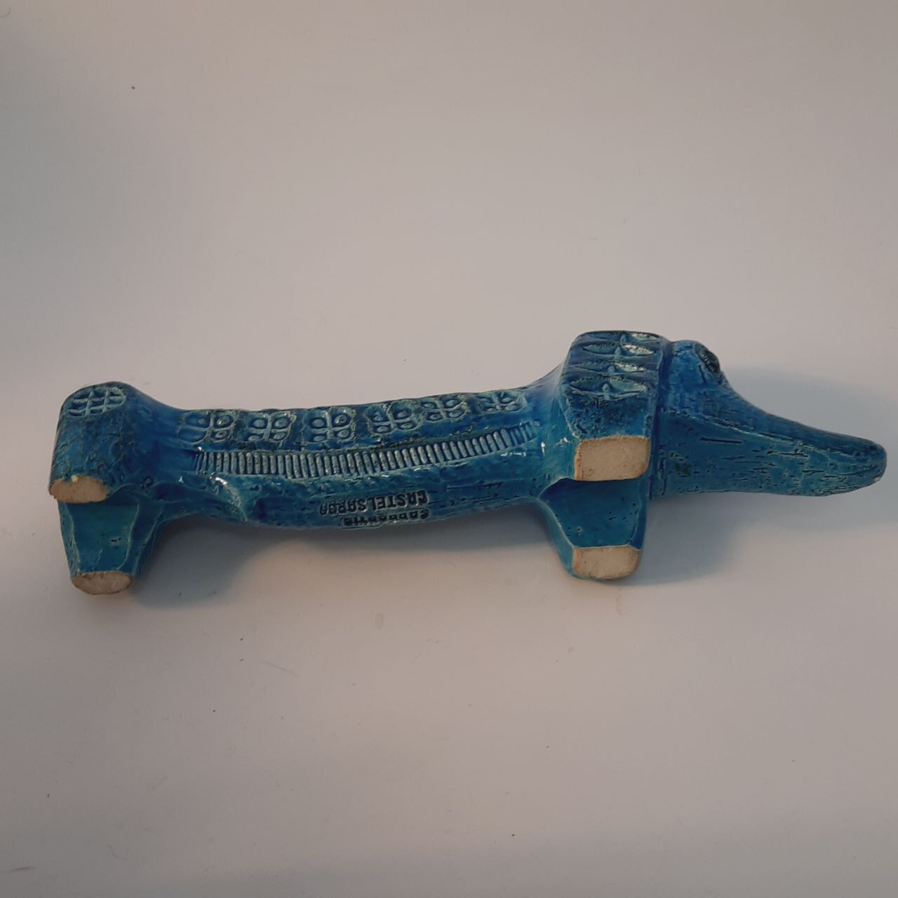 Dachshund dog statue, vintage, by Aldo Londi for Bitossi, Rimini blue series.