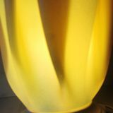 Corolla resin lamp