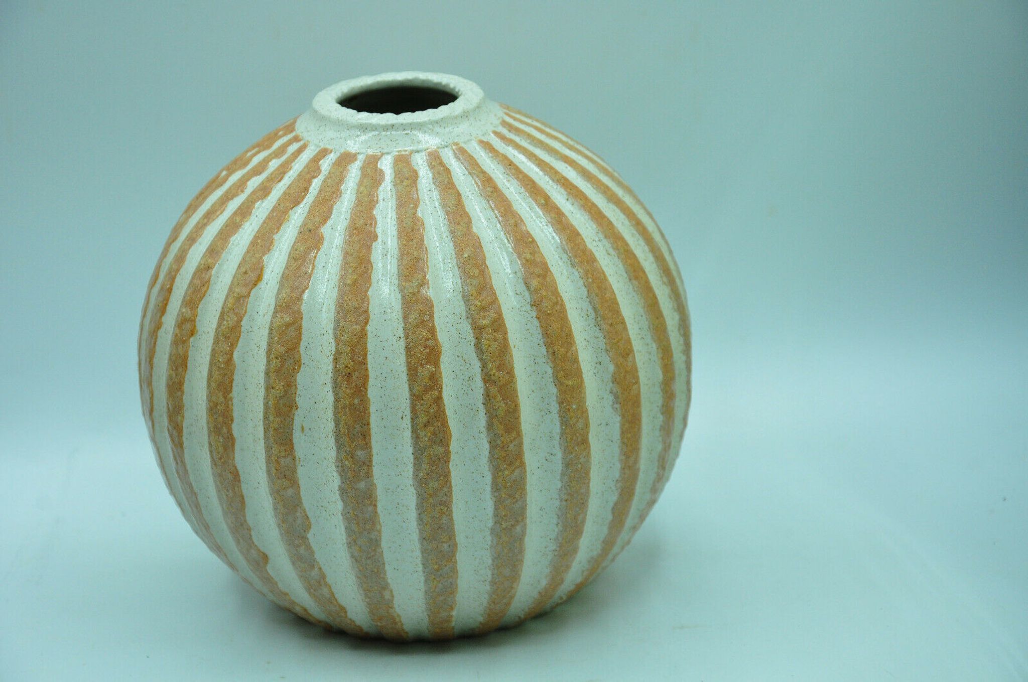 Coloquinte vase in recoiking by Jacques Breugnot