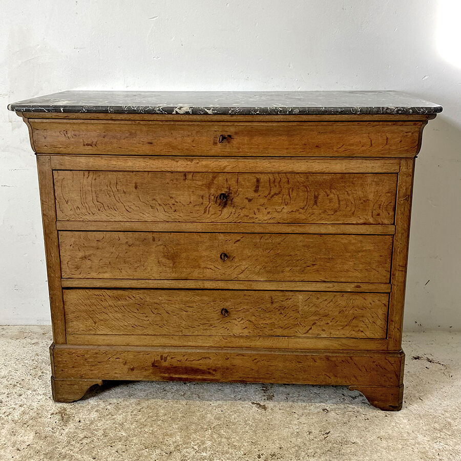 Louis Philippe nineteenth oak chest of drawers