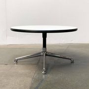 Table d'appoint du milieu du siècle par Charles & Ray Eames pour Herman Miller, années 1960