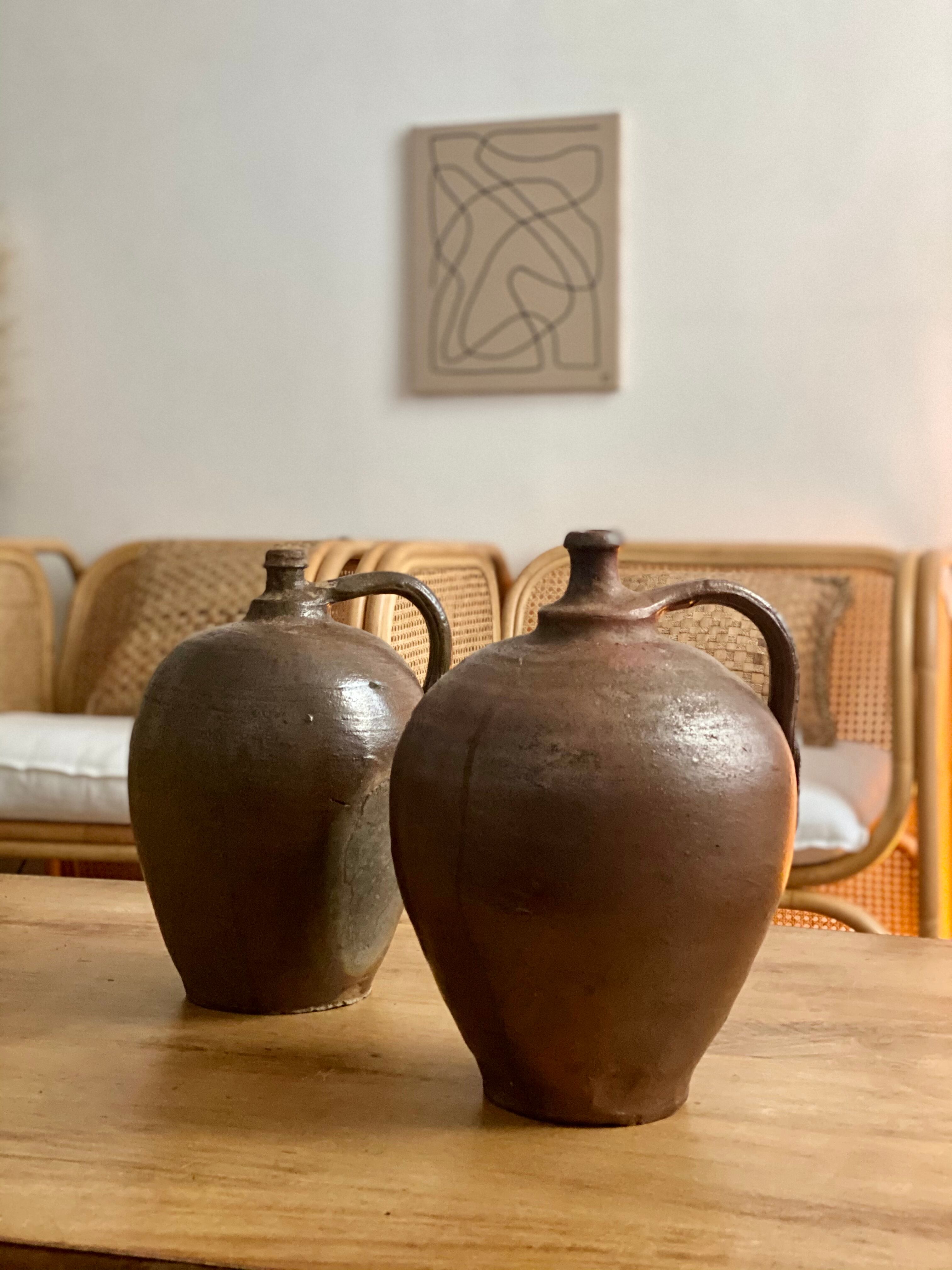 Brown brown brown vintage sandstone amphora jar