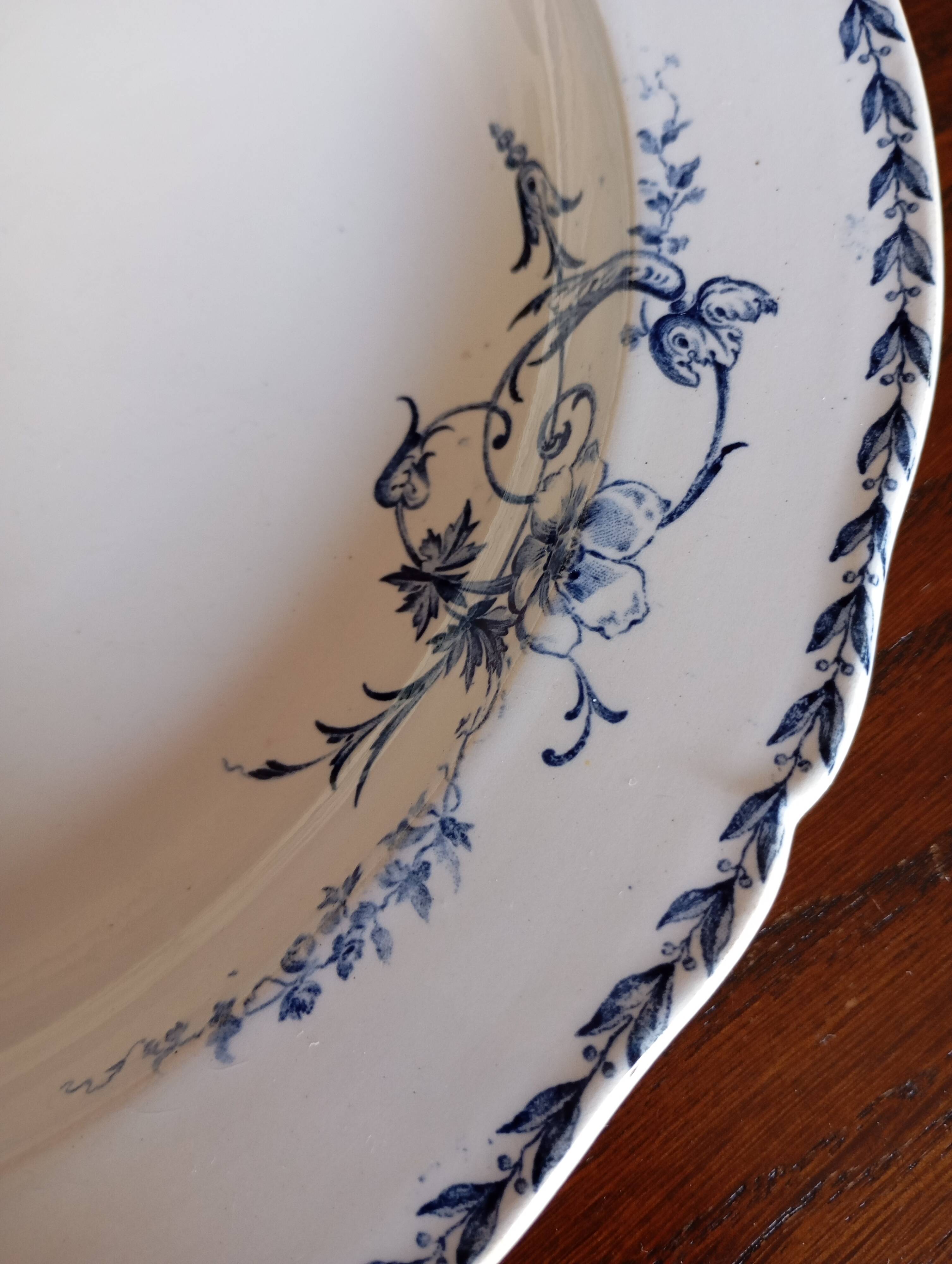 Ironstone dish "Regina" Gien