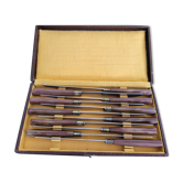 11 bakelite handle knives