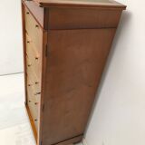 Cardboard maker Louis Philippe