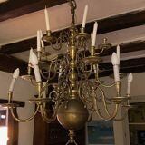 Lustre hollandais du XVIIème siècle à tête d'aigle bicéphale
