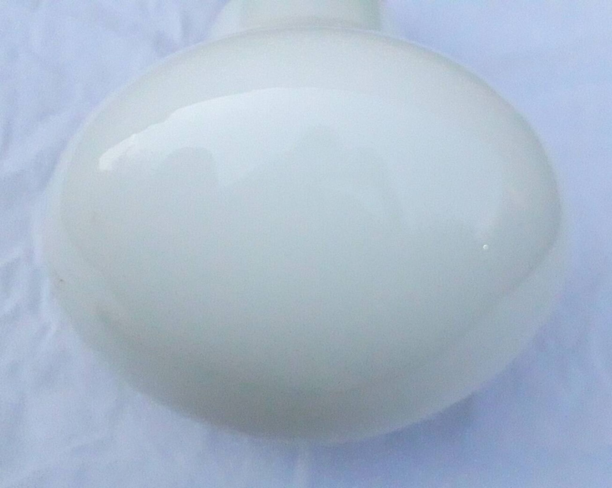 Suspension en verre forme ampoule