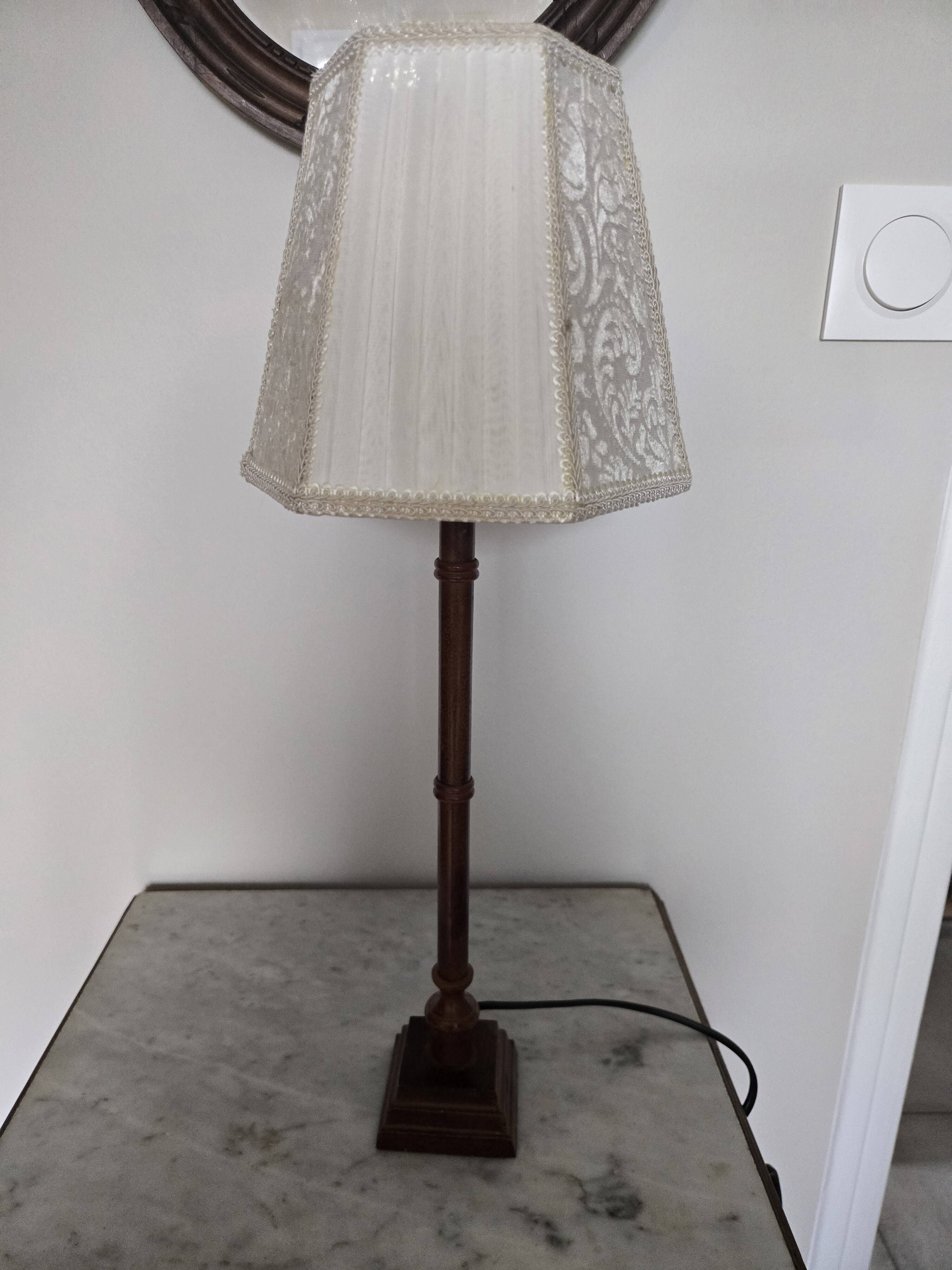 Bedside lamp