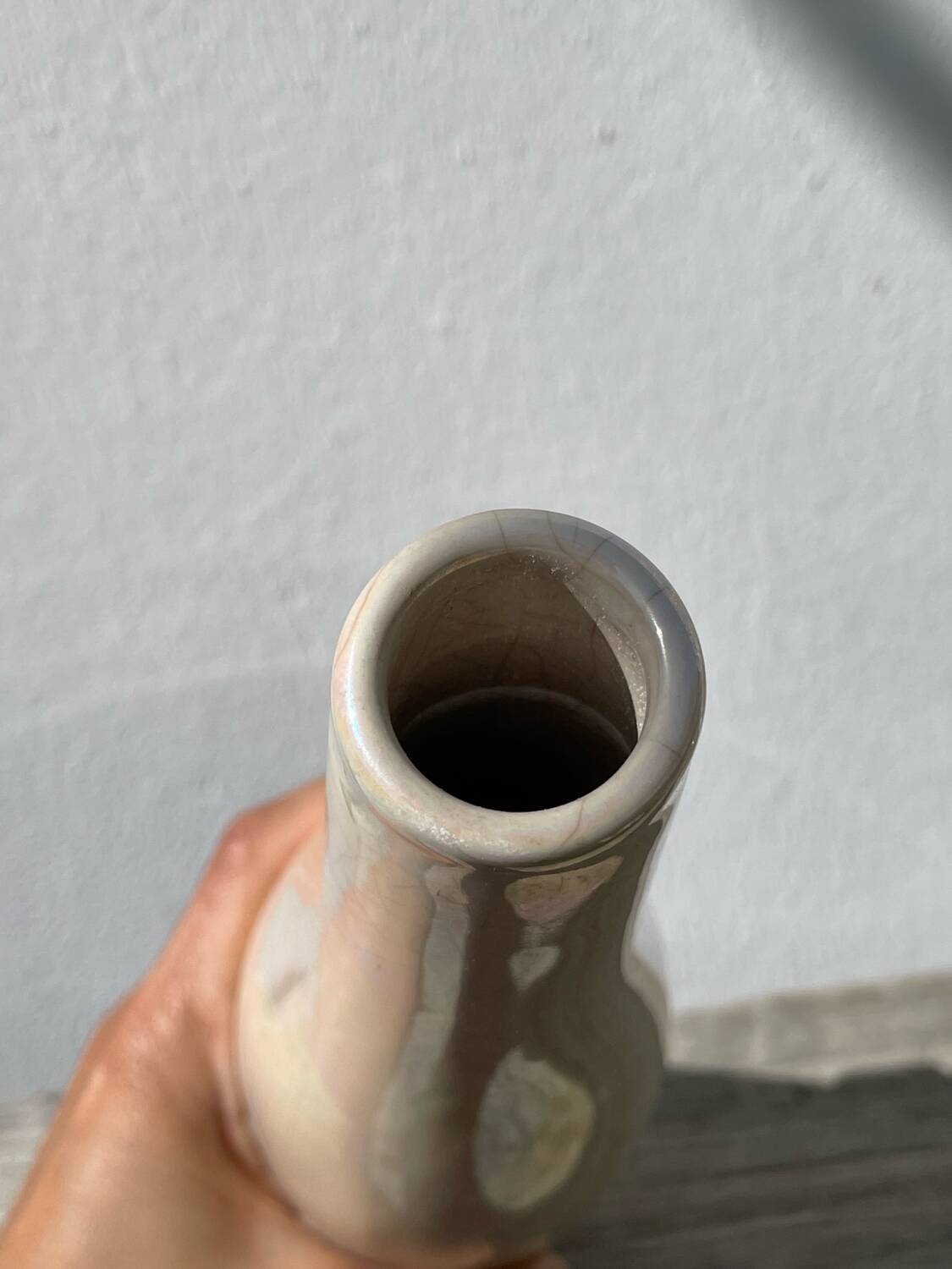 Iridescent white ceramic vase