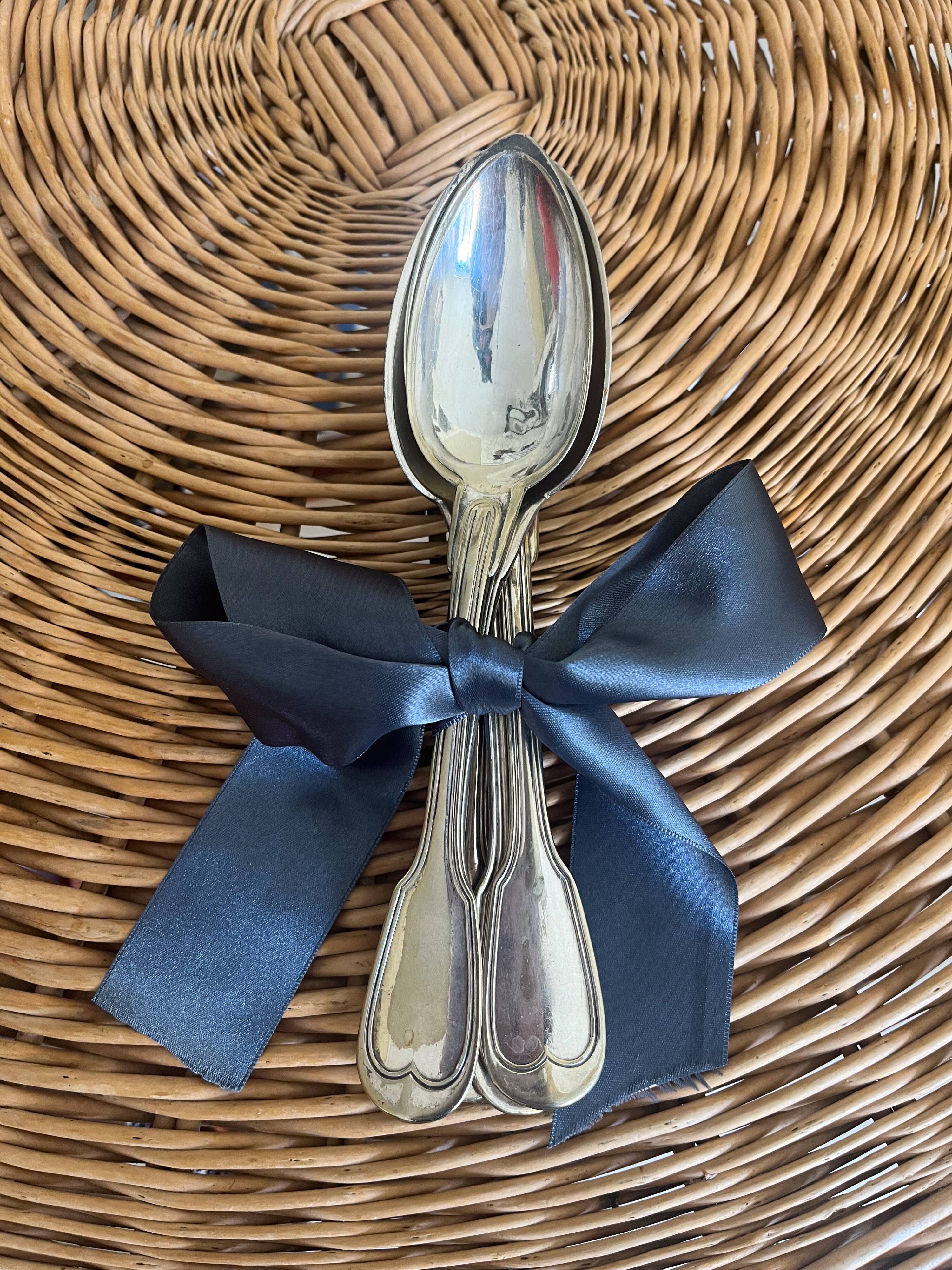 Set of 6 silver metal spoons