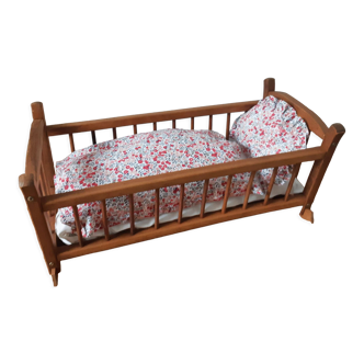 Dejou wooden rocking doll crib