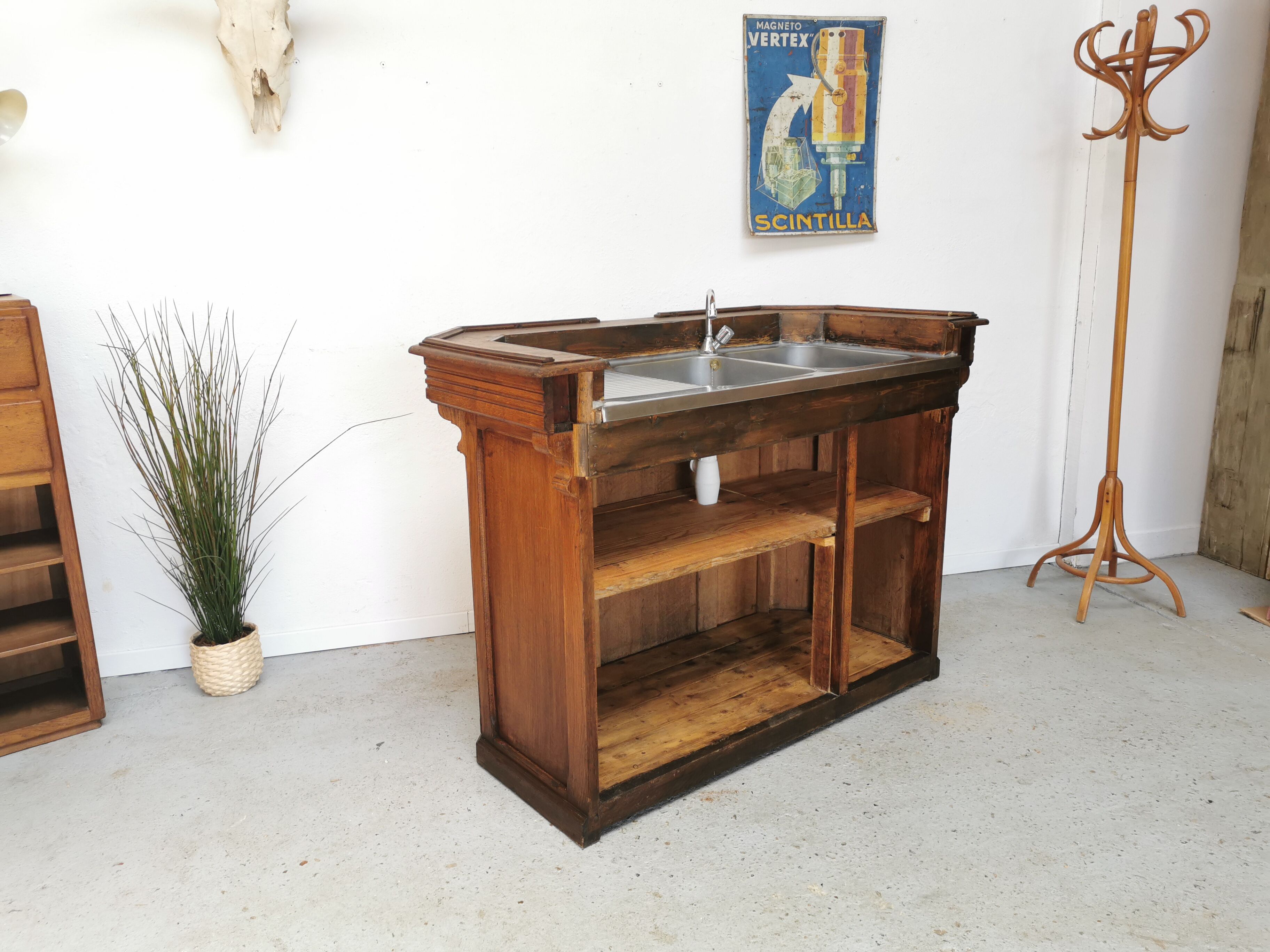 Former bistro bar counter