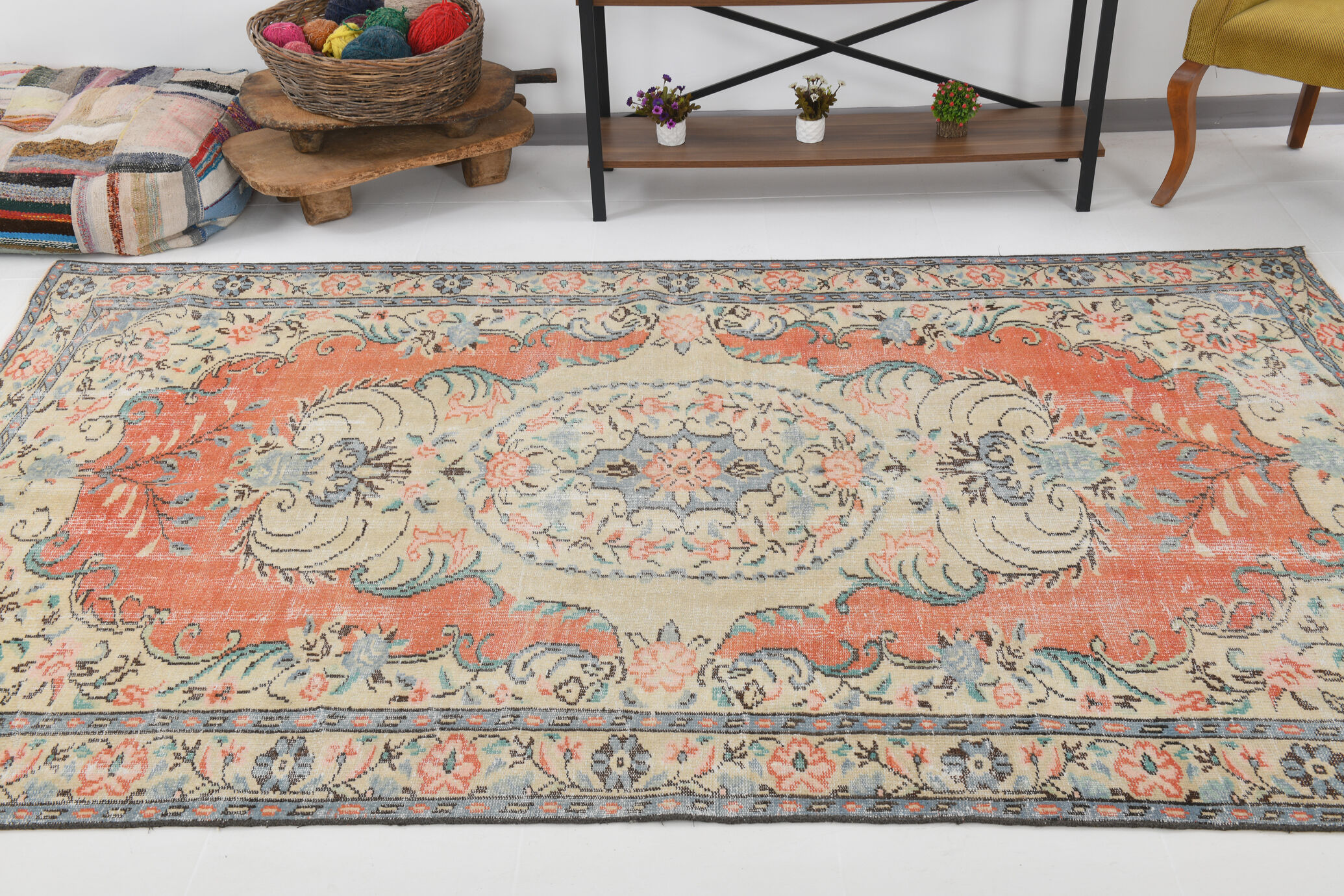 Oriental Handmade Vintage Rug