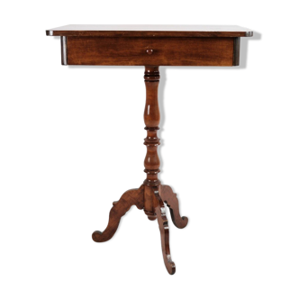 Table d’appoint sur un pilier en acajou des années 1850