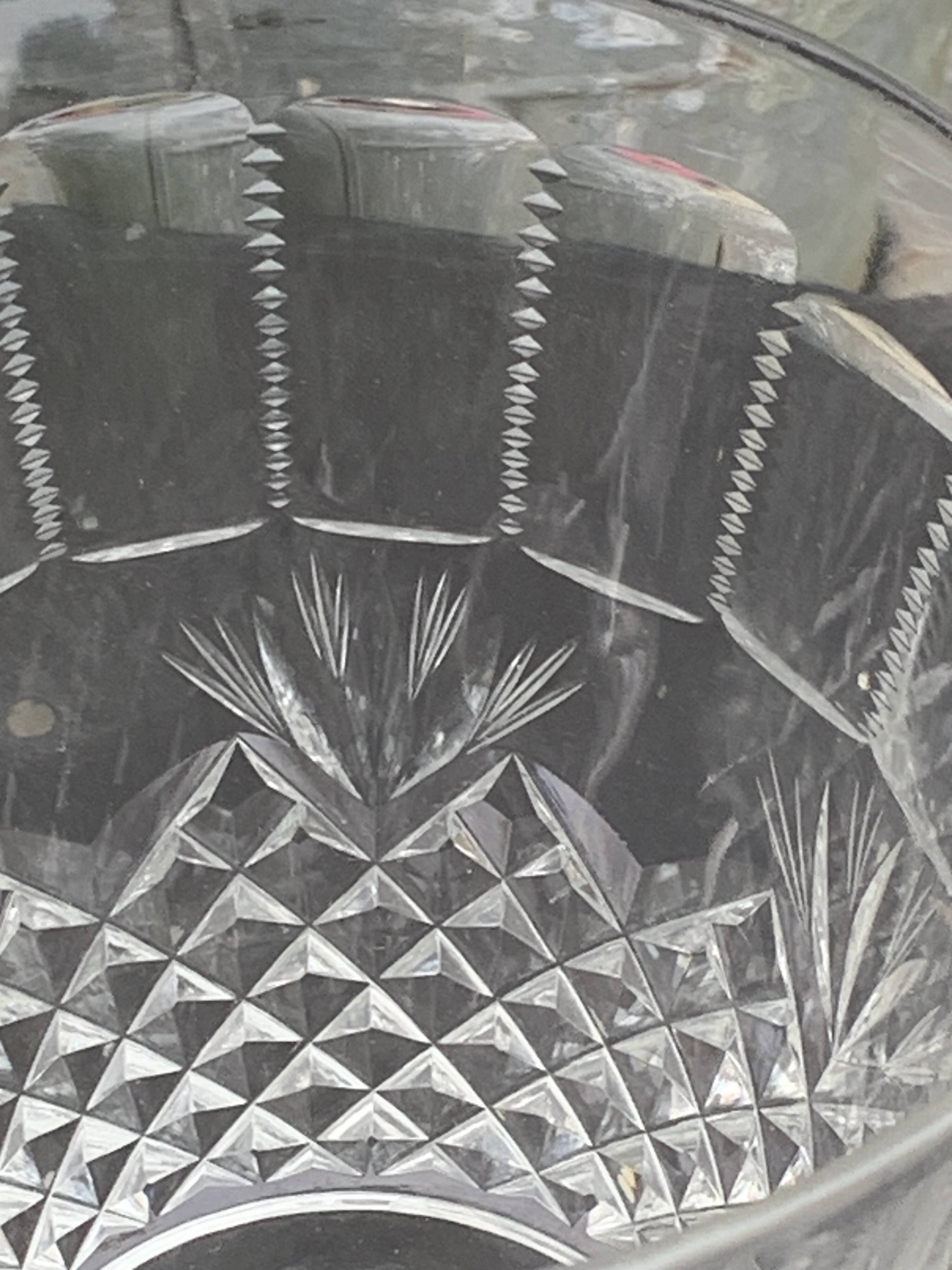 Carafe in transparent glass and crystal, chiseled, old pineapple pattern