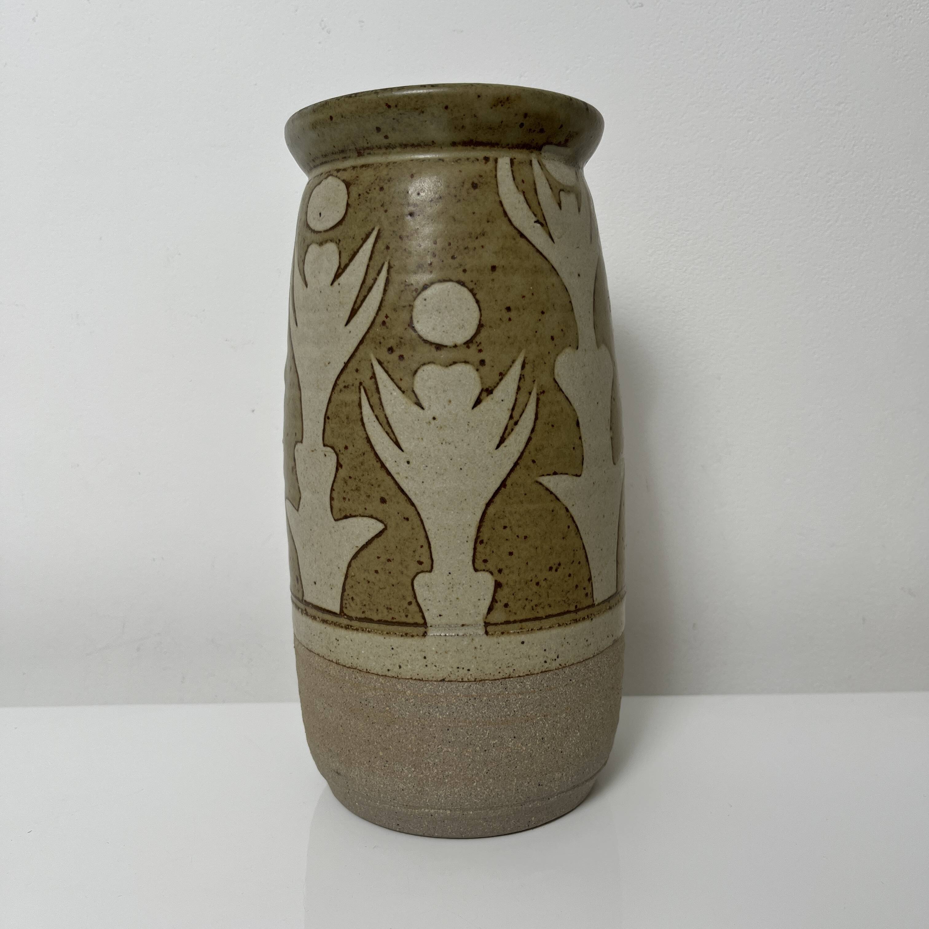 Signature stoneware ceramic vase to identify vintage abstract decor