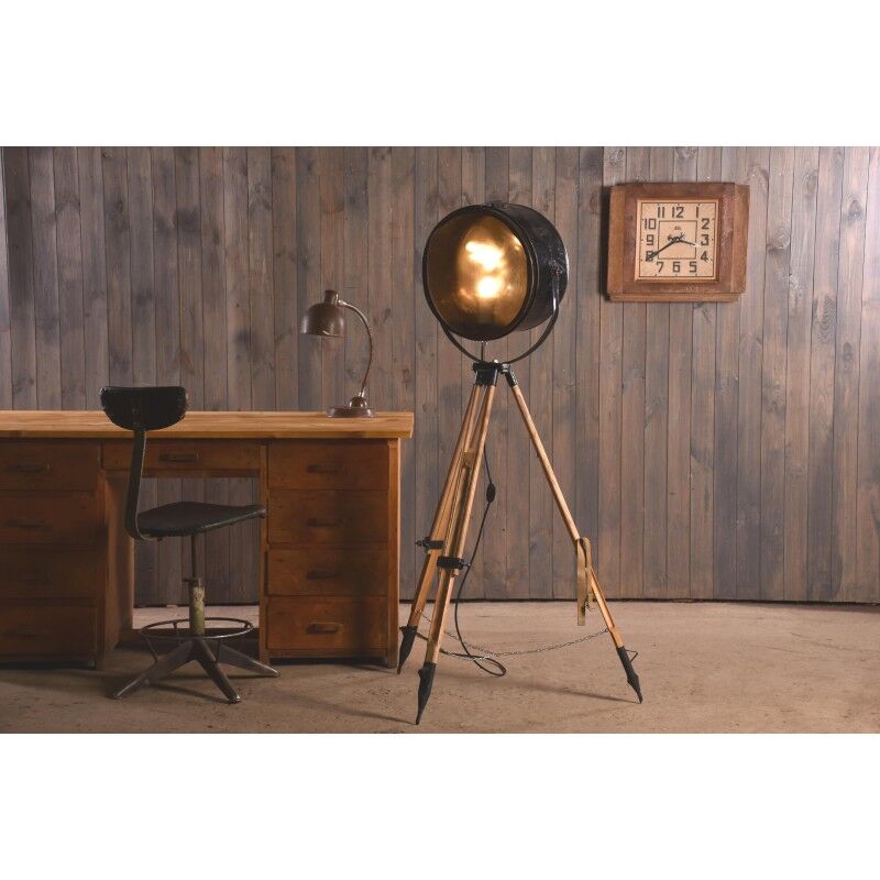 Old industrial spot on wooden tripod | vintage spot on 3 leg | tripod floor lamp