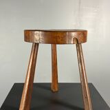 Tabouret de ferme rustique français massif de style brutaliste des années 1950
