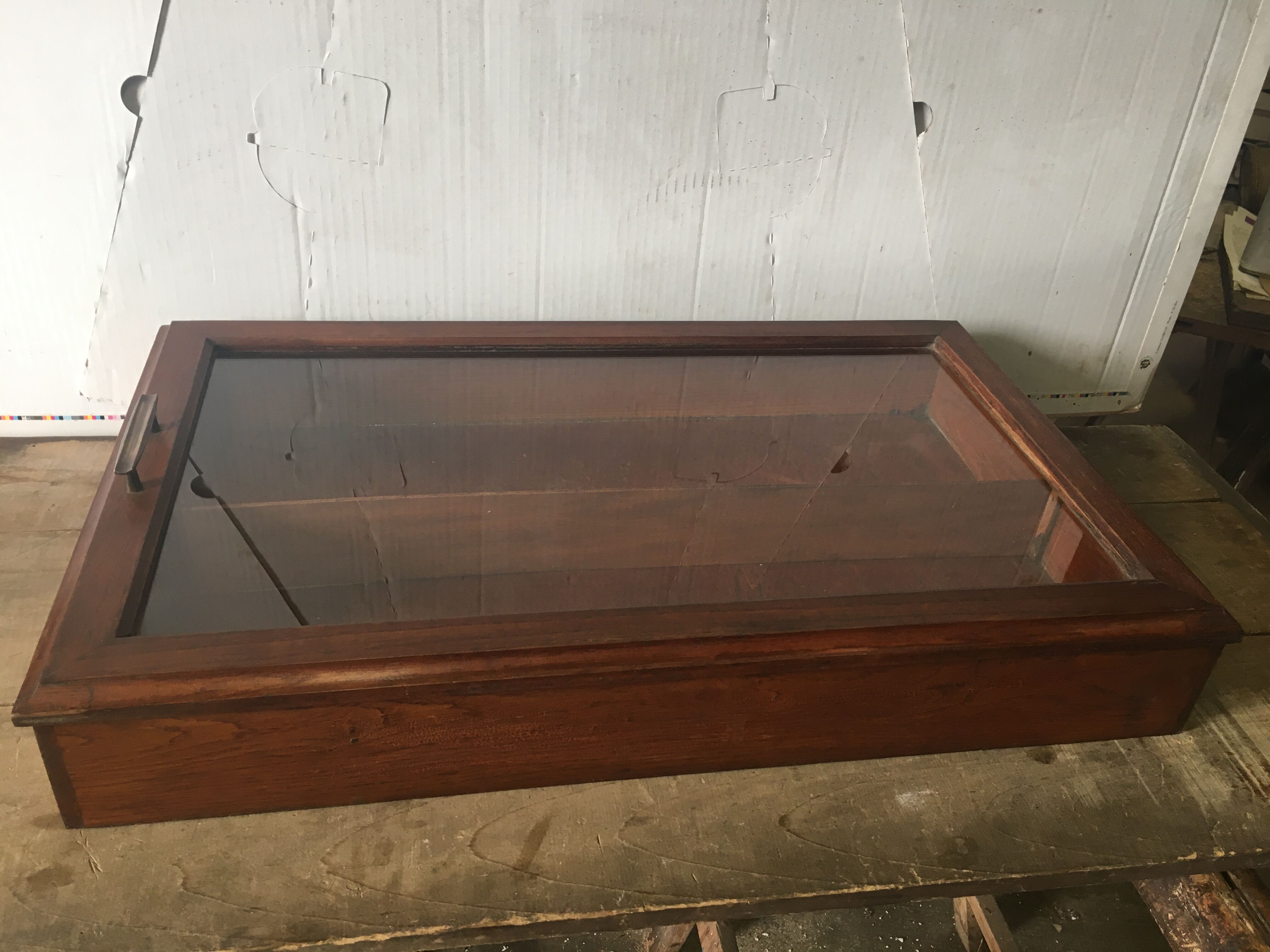 Small shop window oak 50s