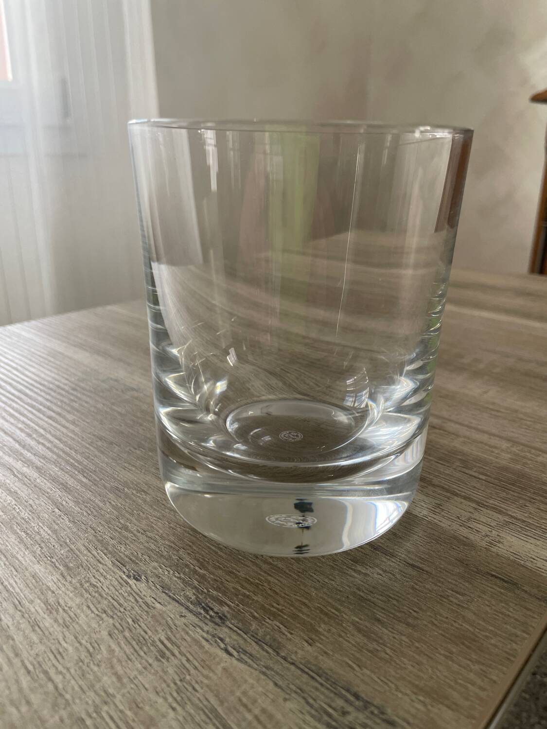 Crystal whisky glass signed Baccarat