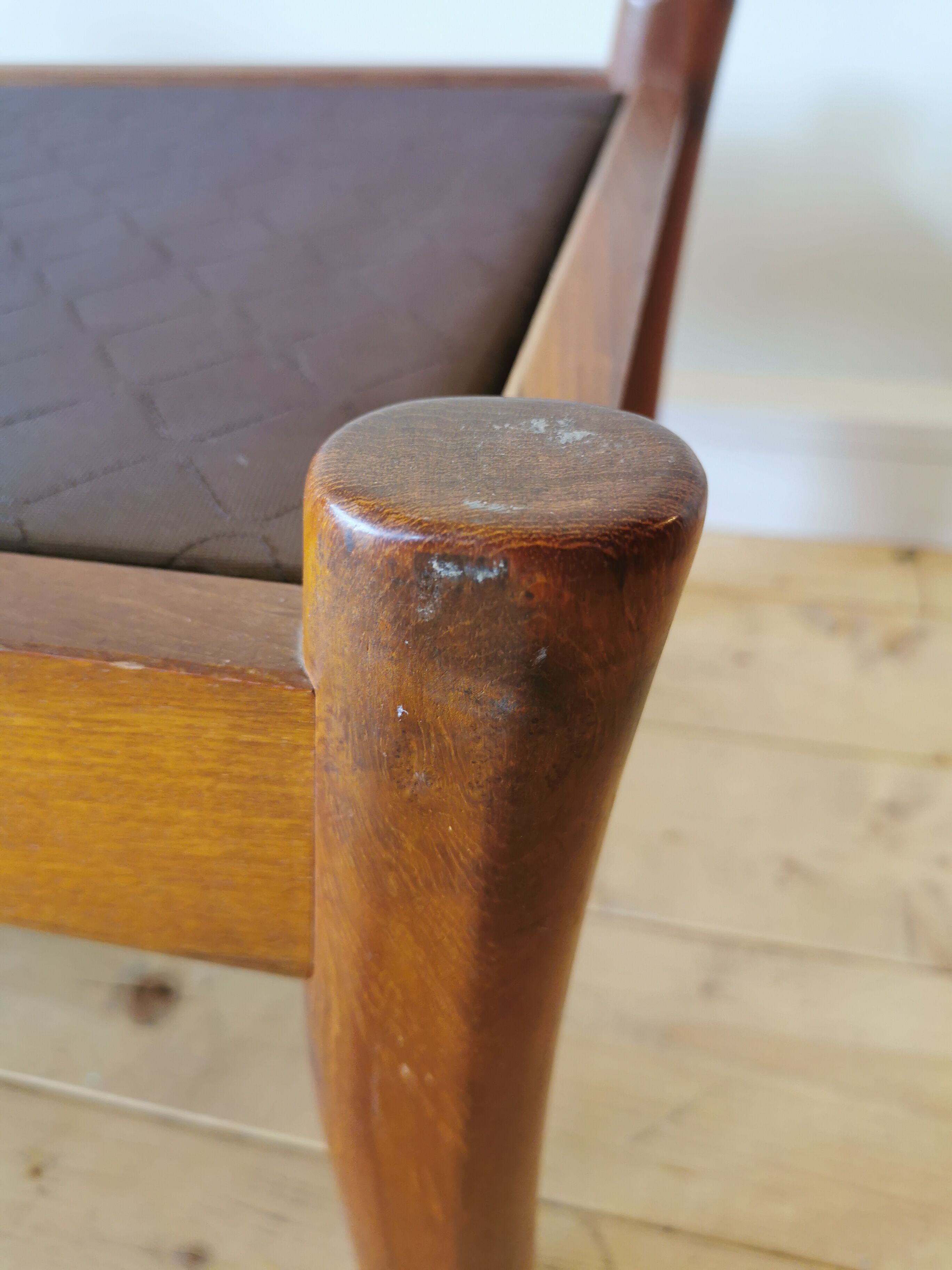Pair of Dyrlund leather footrest 60s leather