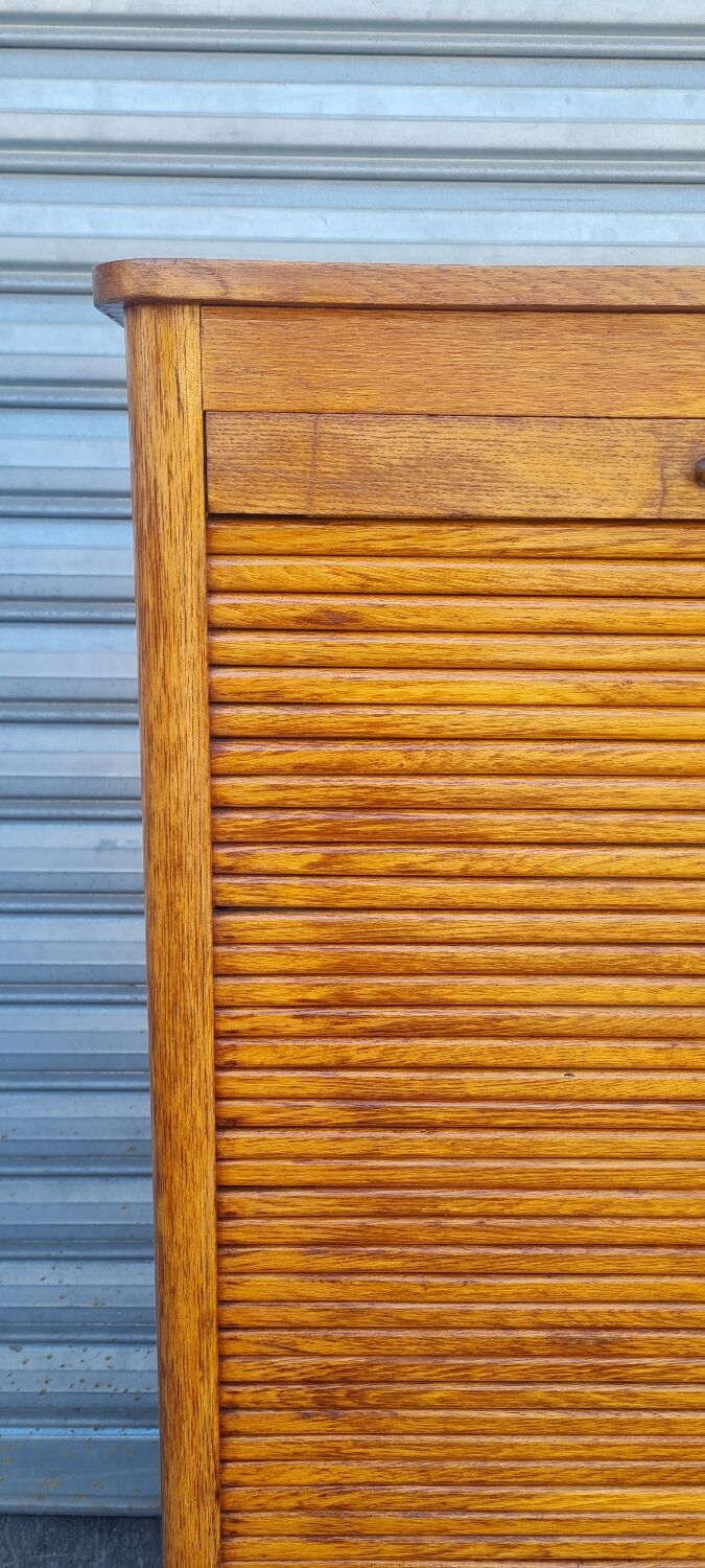 Notary binder cabinet