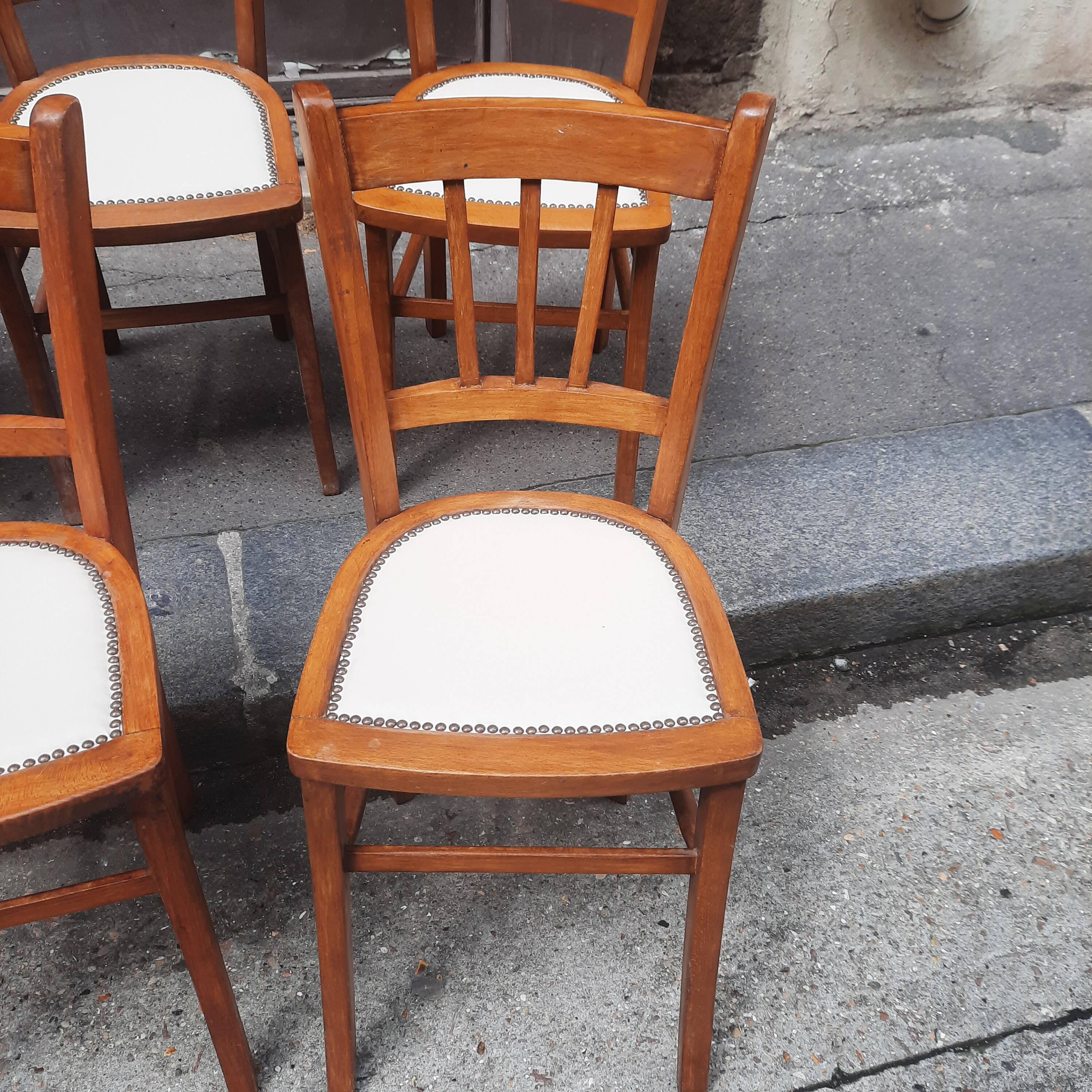 Set of 6 bistro chairs