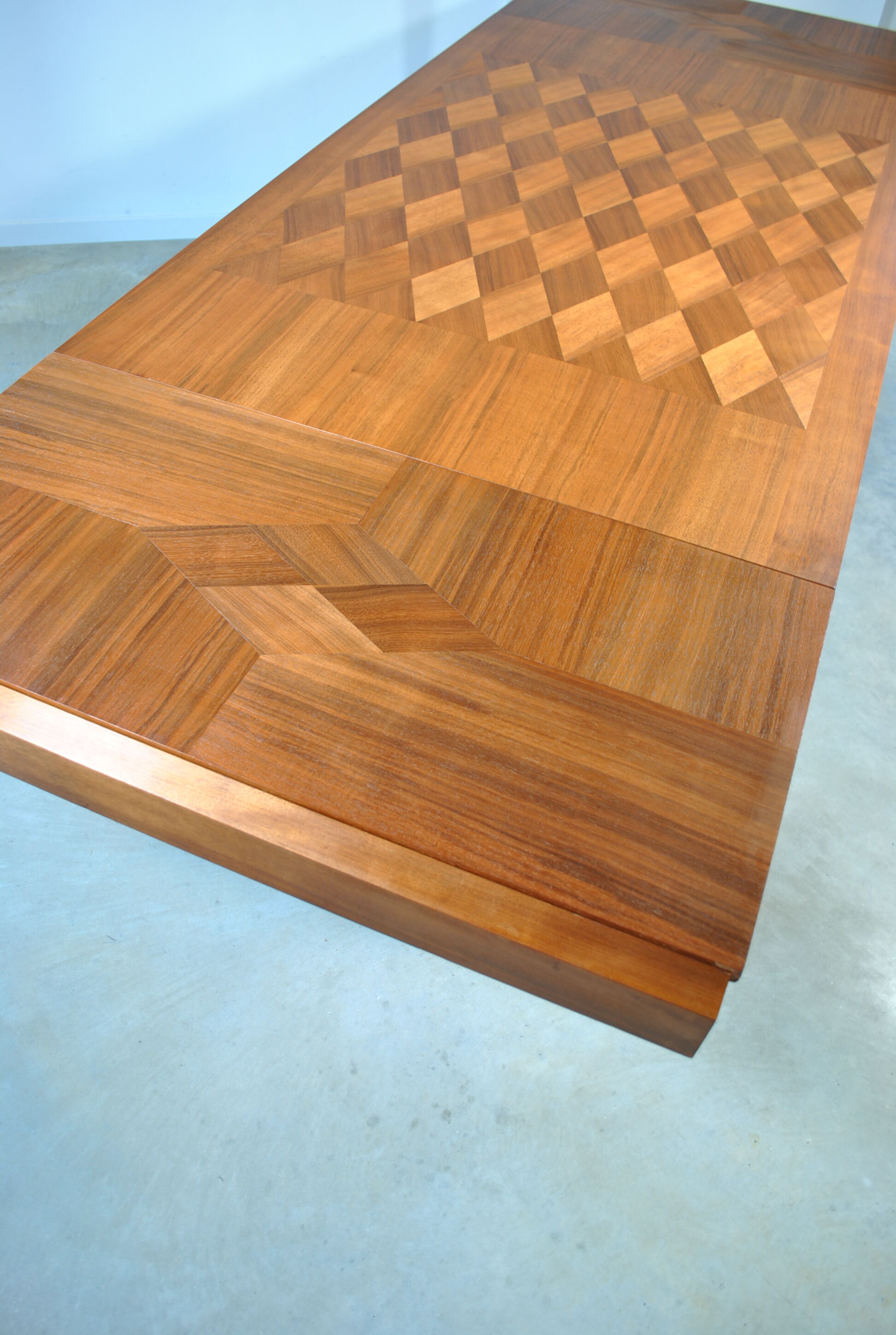 Extendable dining table circa 1950