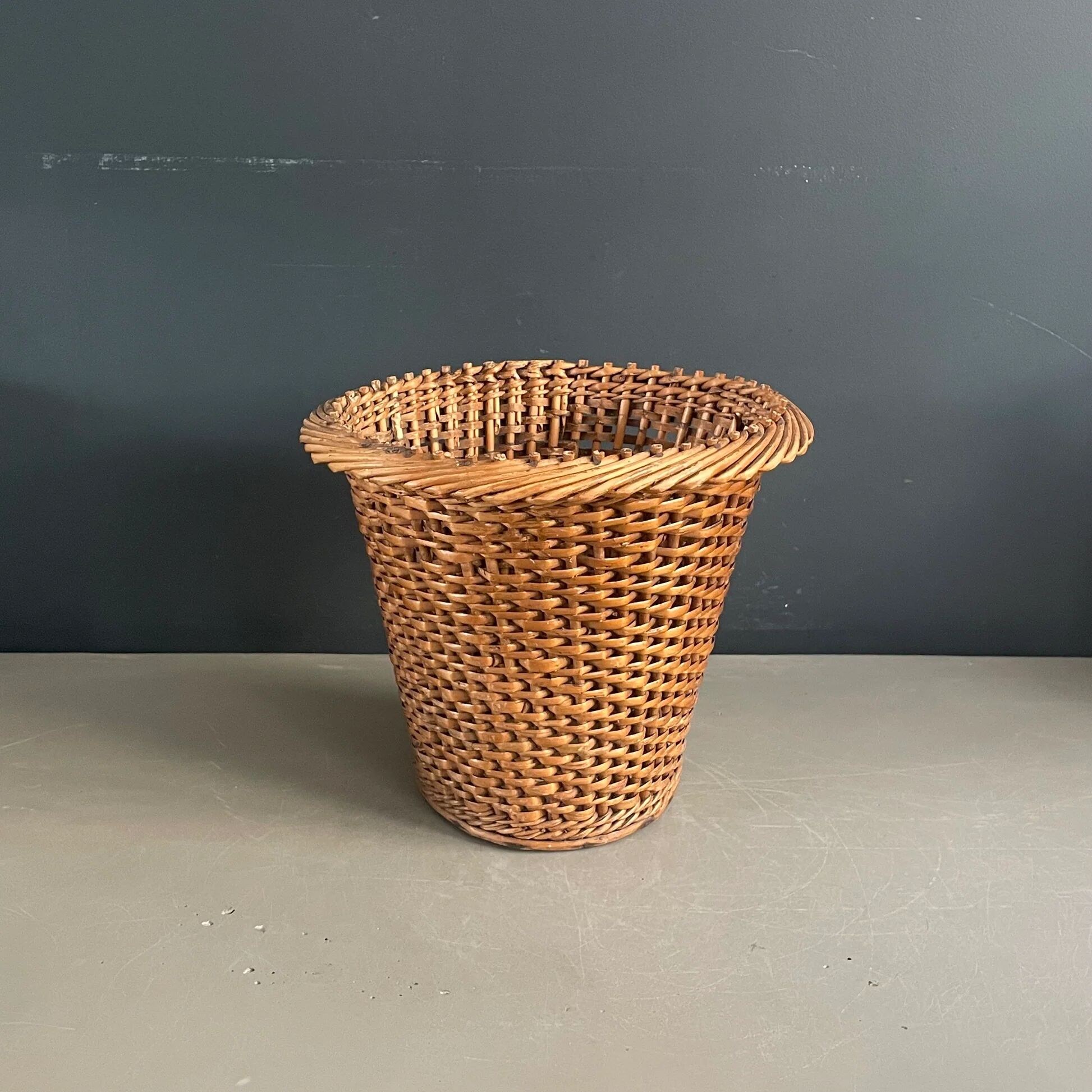 Cache pot en rotin