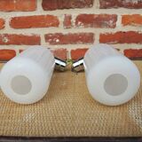 2 anciennes appliques en chrome et verre blanc