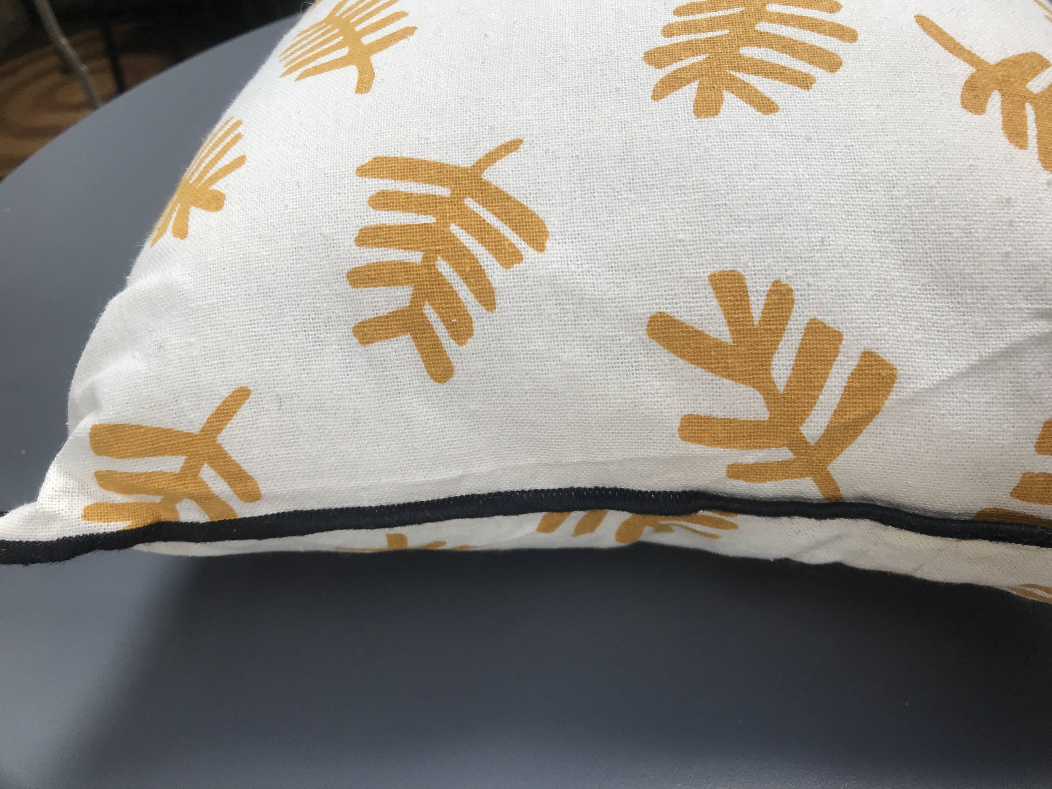 Rectangular branch cushion