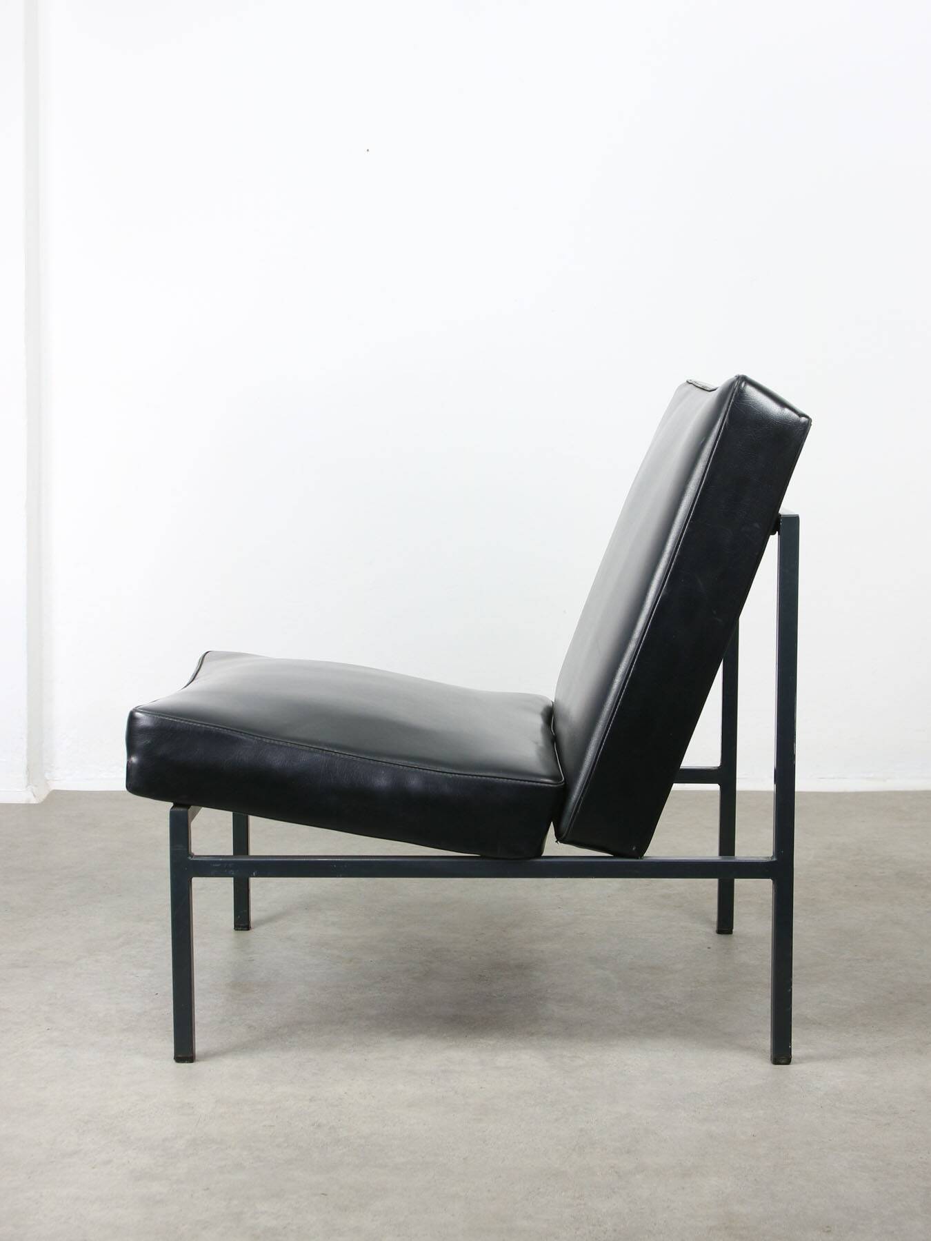 Fauteuil lounge vintage noir de Stol Kamnik, 1960s