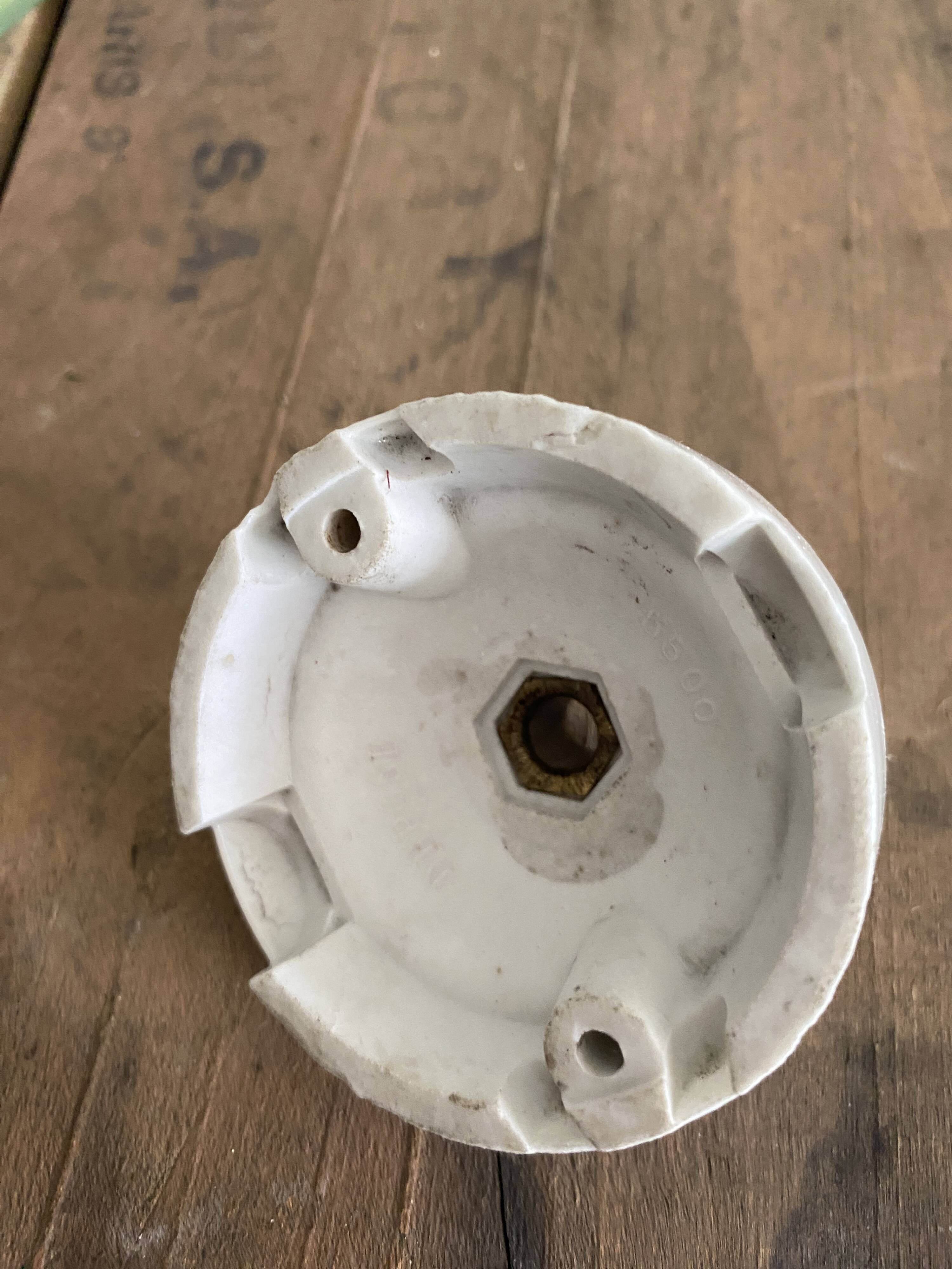 Ribbed globe pendant light, 2 m fabric cable