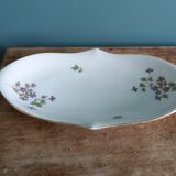 Set of dishes and ramekins