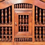 Panetière xviii, louis xv style walnut policeman's hat