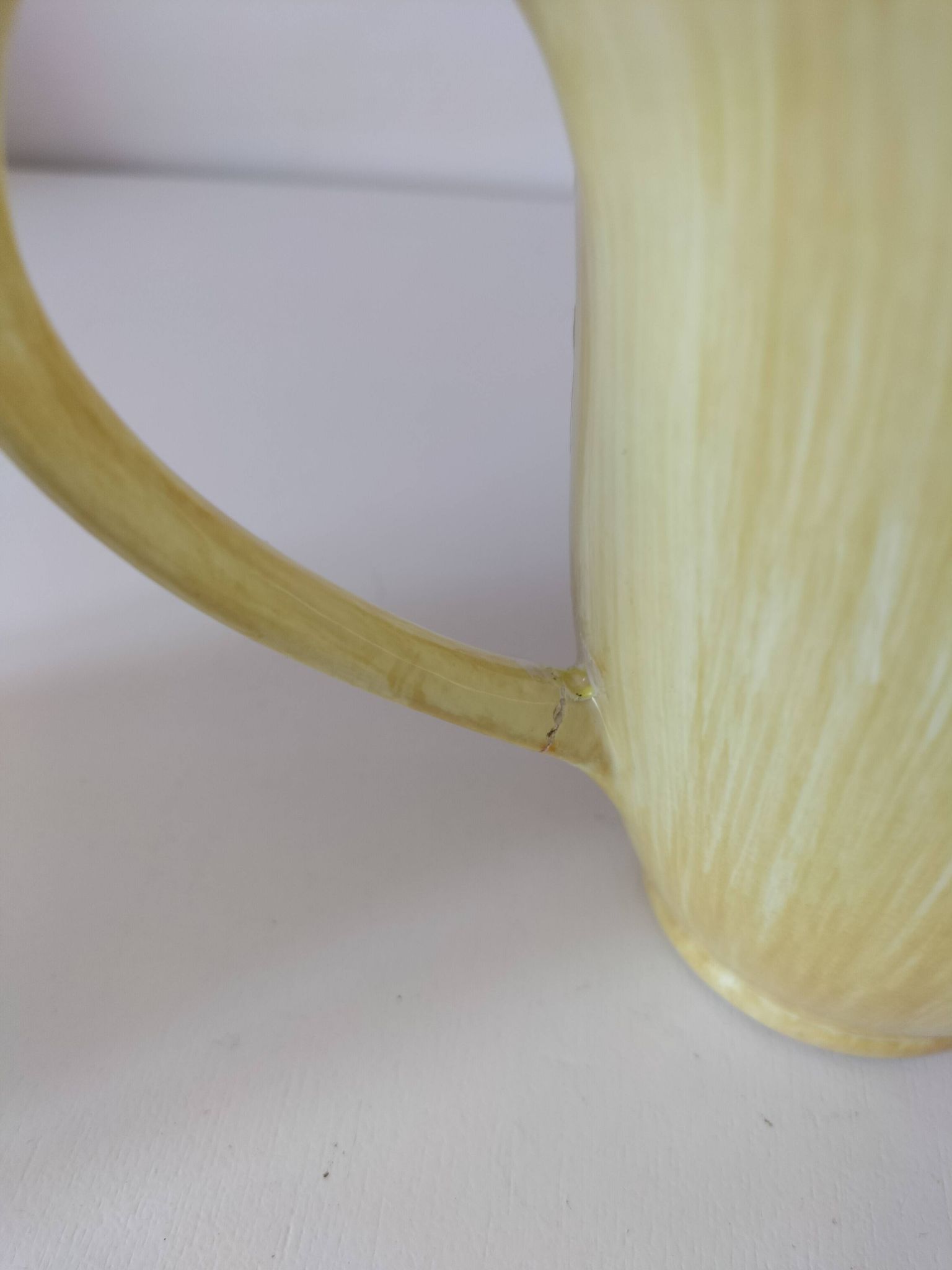 Set of three Salins Clair de Lune Panama vintage jugs.