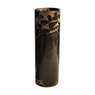 Black marble roller vase
