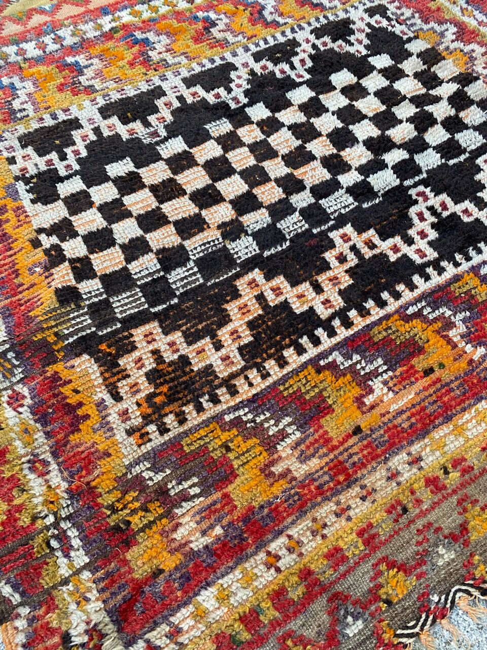 Moroccan handmade antique tribal rug 124x142 cm