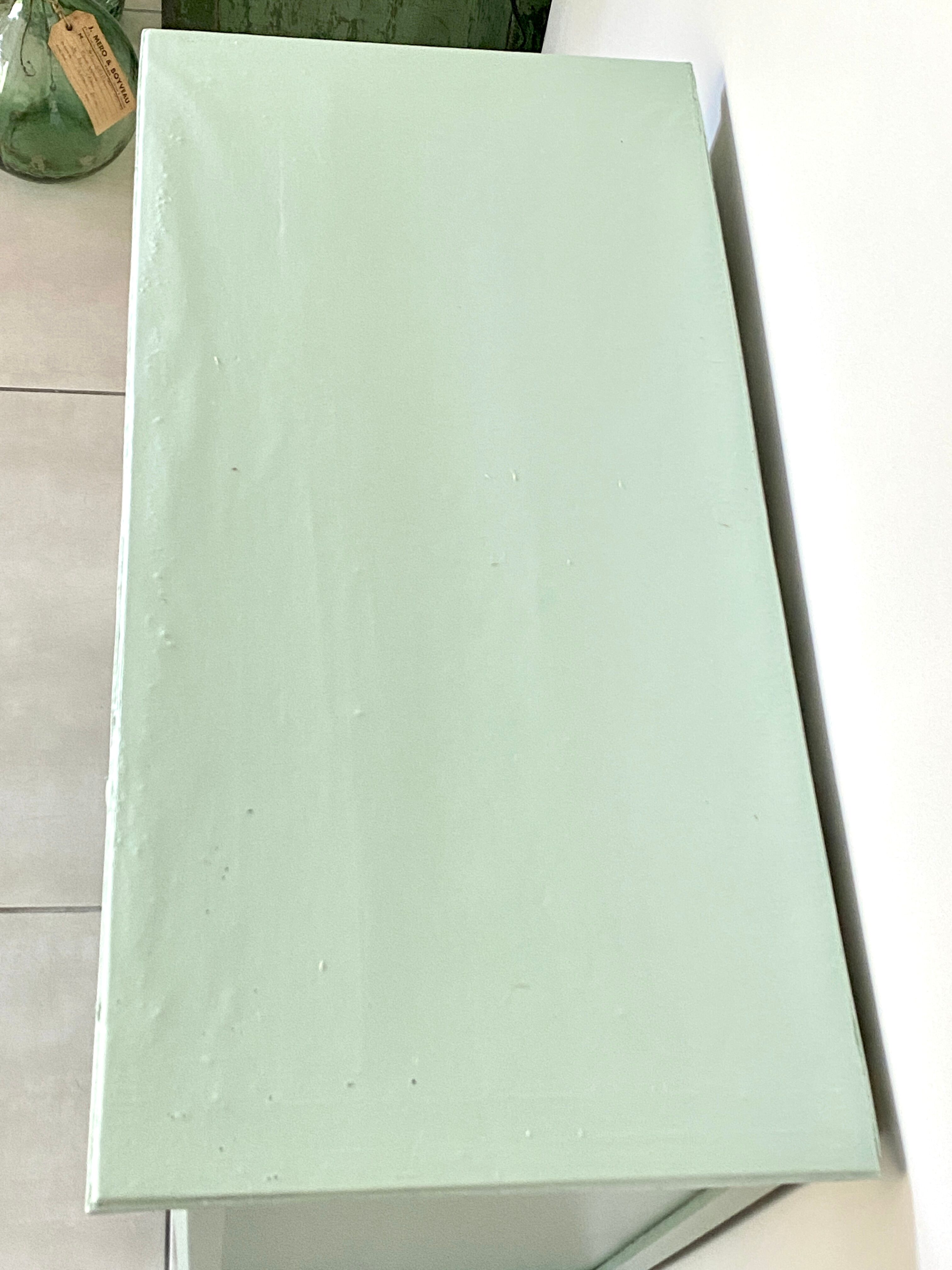 Parisian buffet green mint