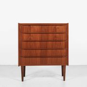 Midcentury Danish chest of 5 drawers in teak 1960s - long drawer handles