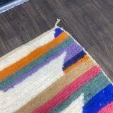 Handmade artisan rug in ochre, size 1.5/2.5 m.