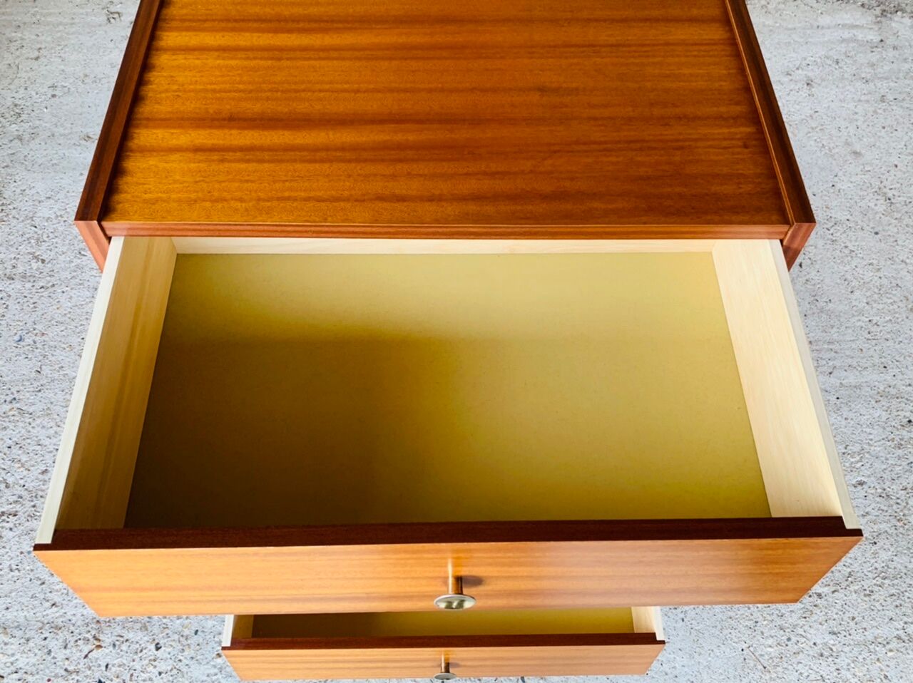 Vintage chest of drawers, 5 drawers in teak Circa 60