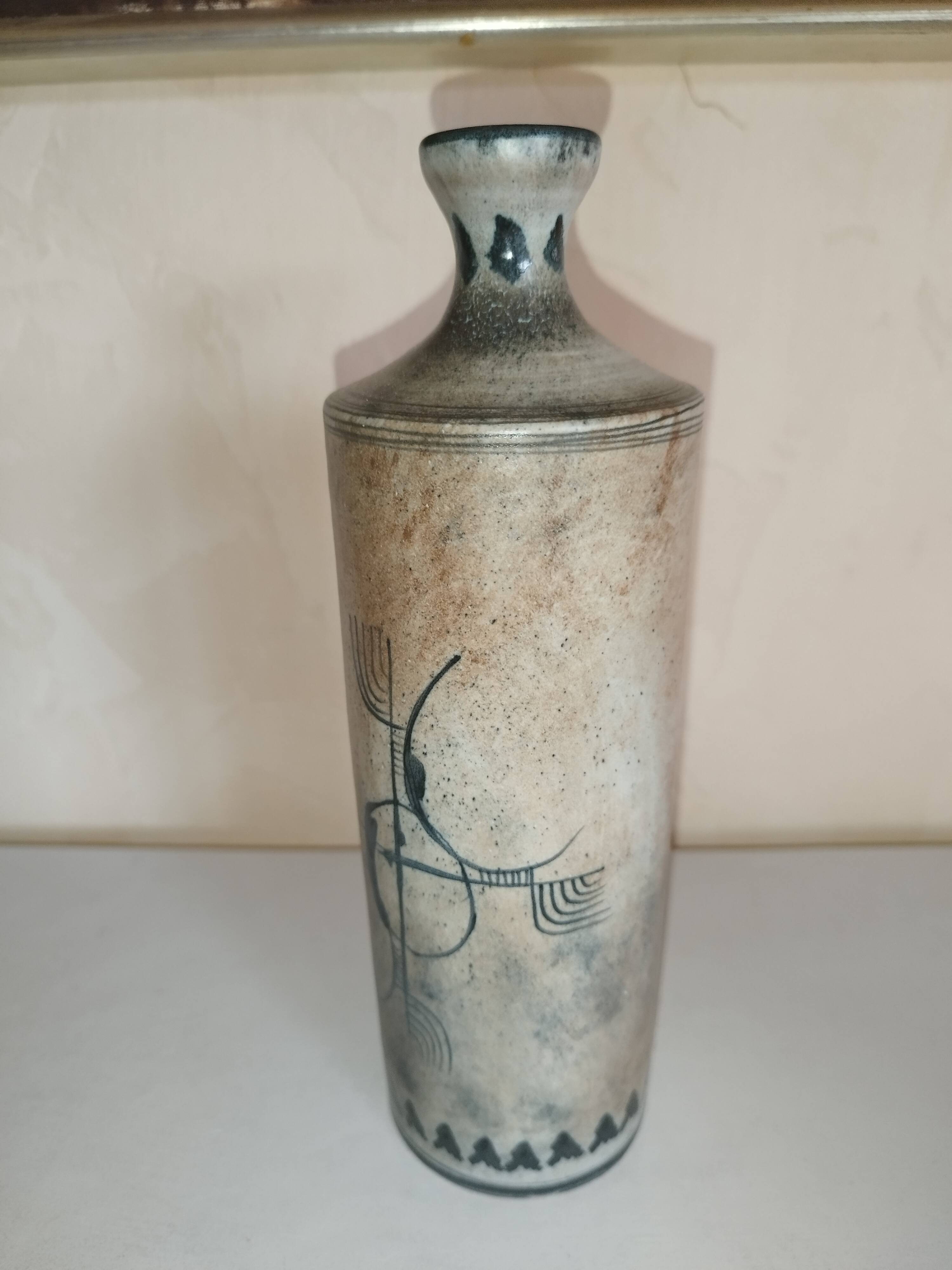 Bottle vase with geometric decoration Atelier Roy Montgolfier